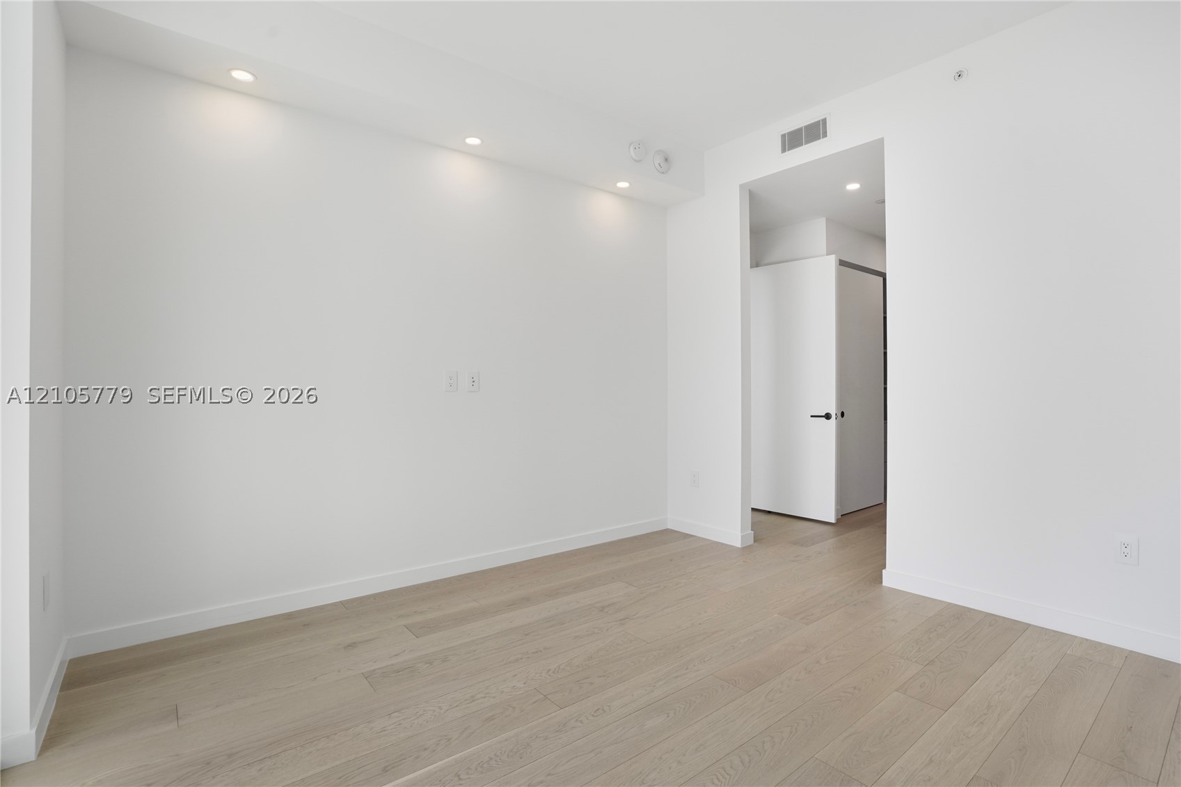 2200 Brickell Ave #PH02 Miami, FL 33129