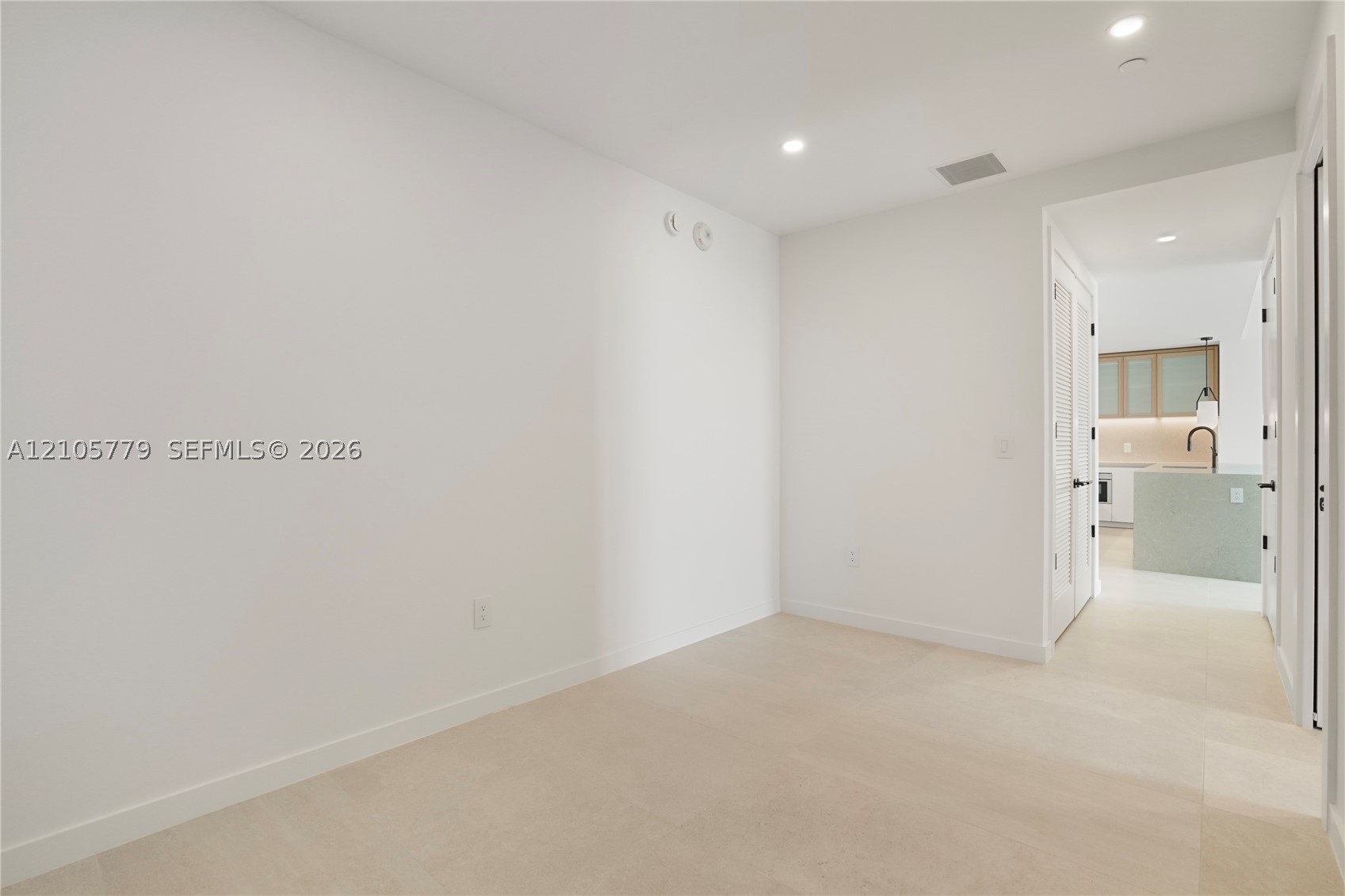 2200 Brickell Ave #PH02 Miami, FL 33129