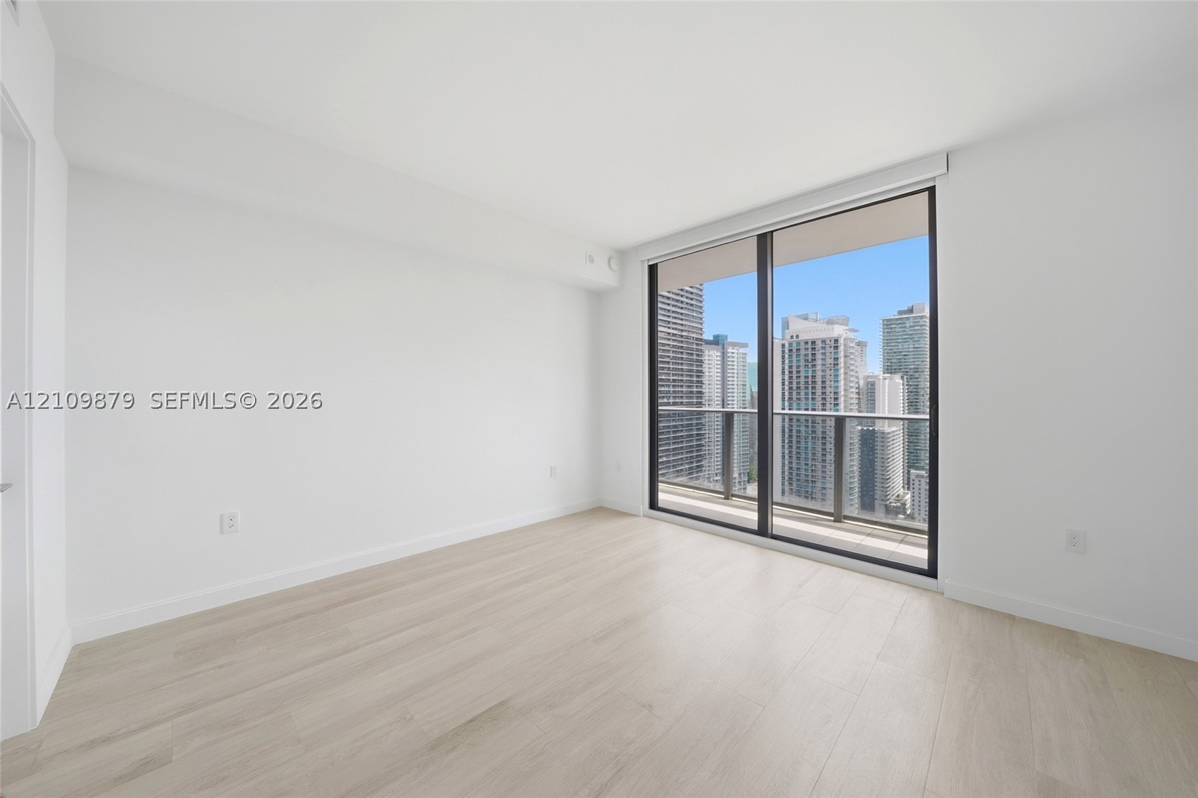 55 SW 9th St #3106 Miami, FL 33130