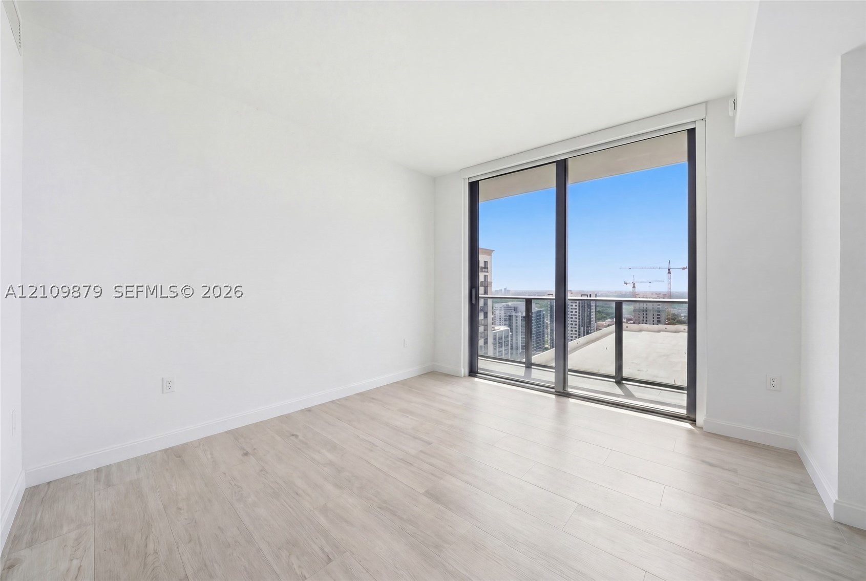 55 SW 9th St #3106 Miami, FL 33130