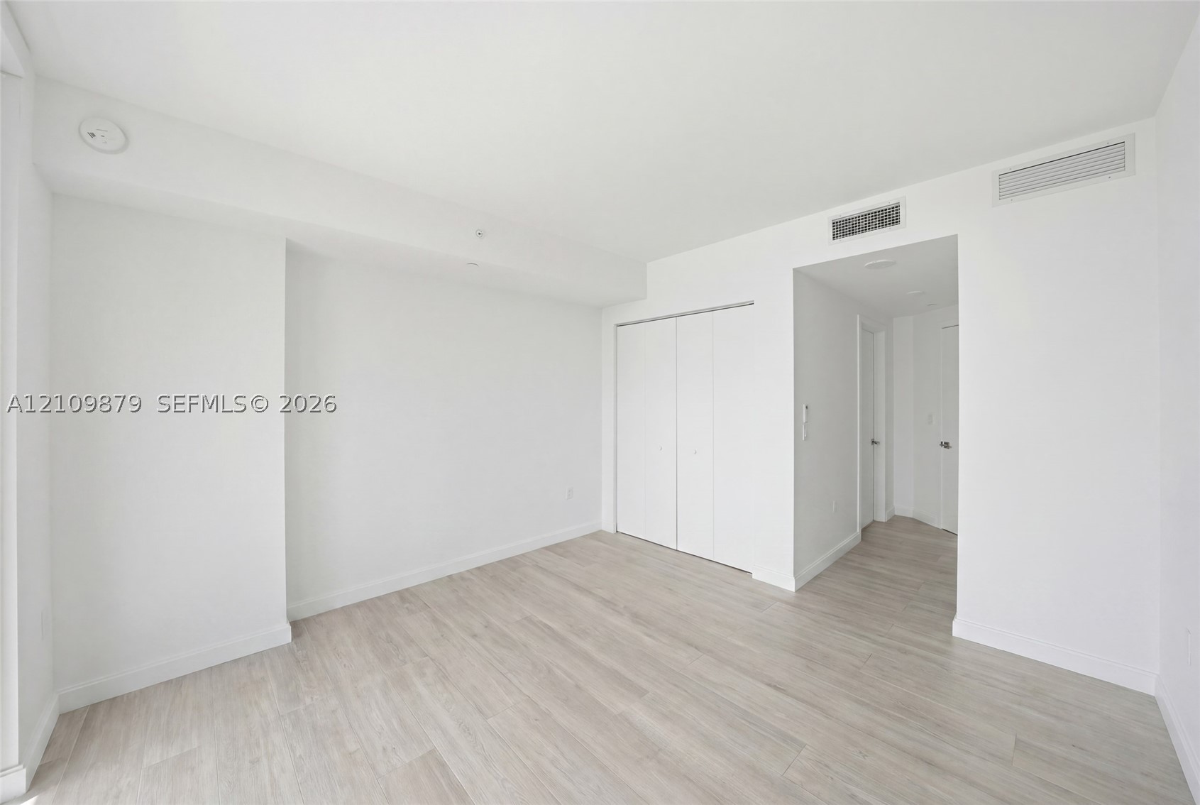 55 SW 9th St #3106 Miami, FL 33130