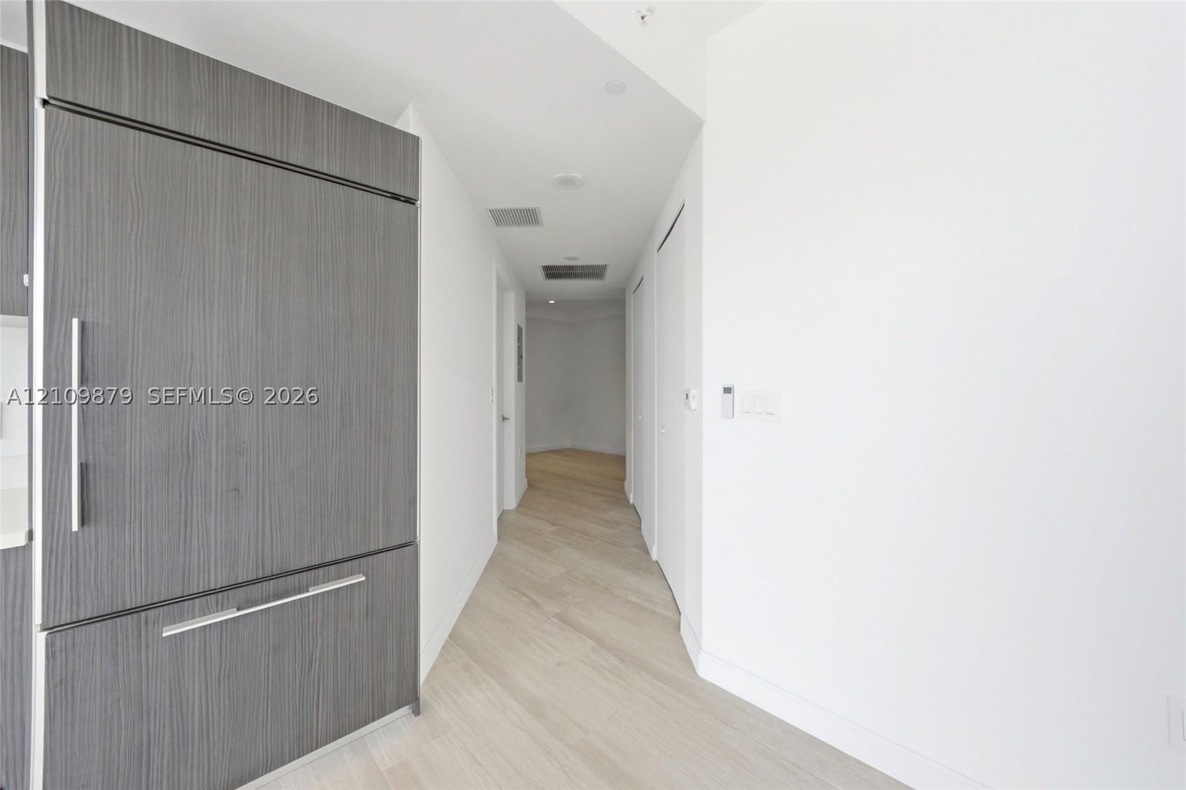 55 SW 9th St #3106 Miami, FL 33130