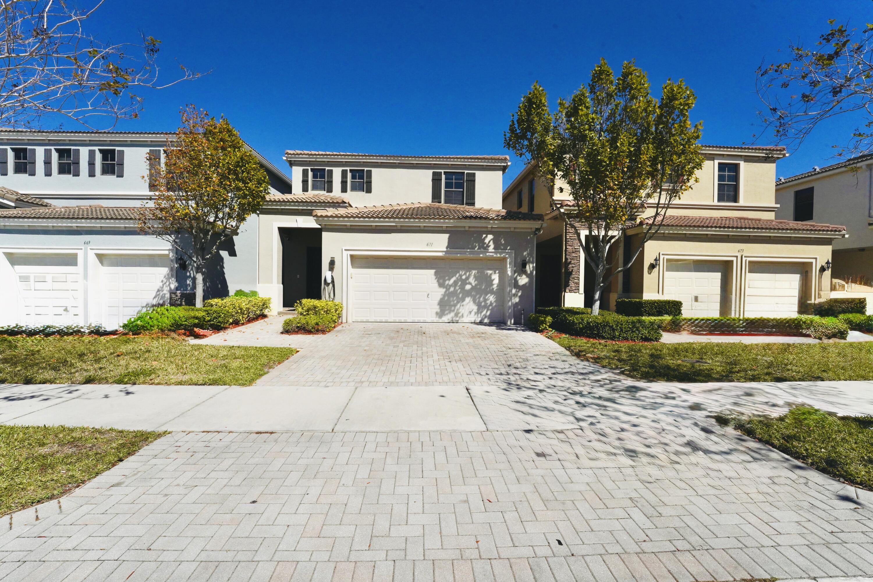 671 NE 191st Miami, FL 33179