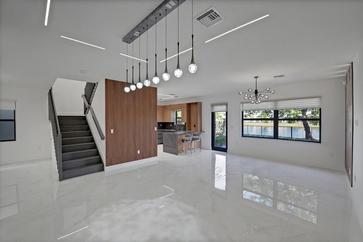 671 NE 191st Miami, FL 33179