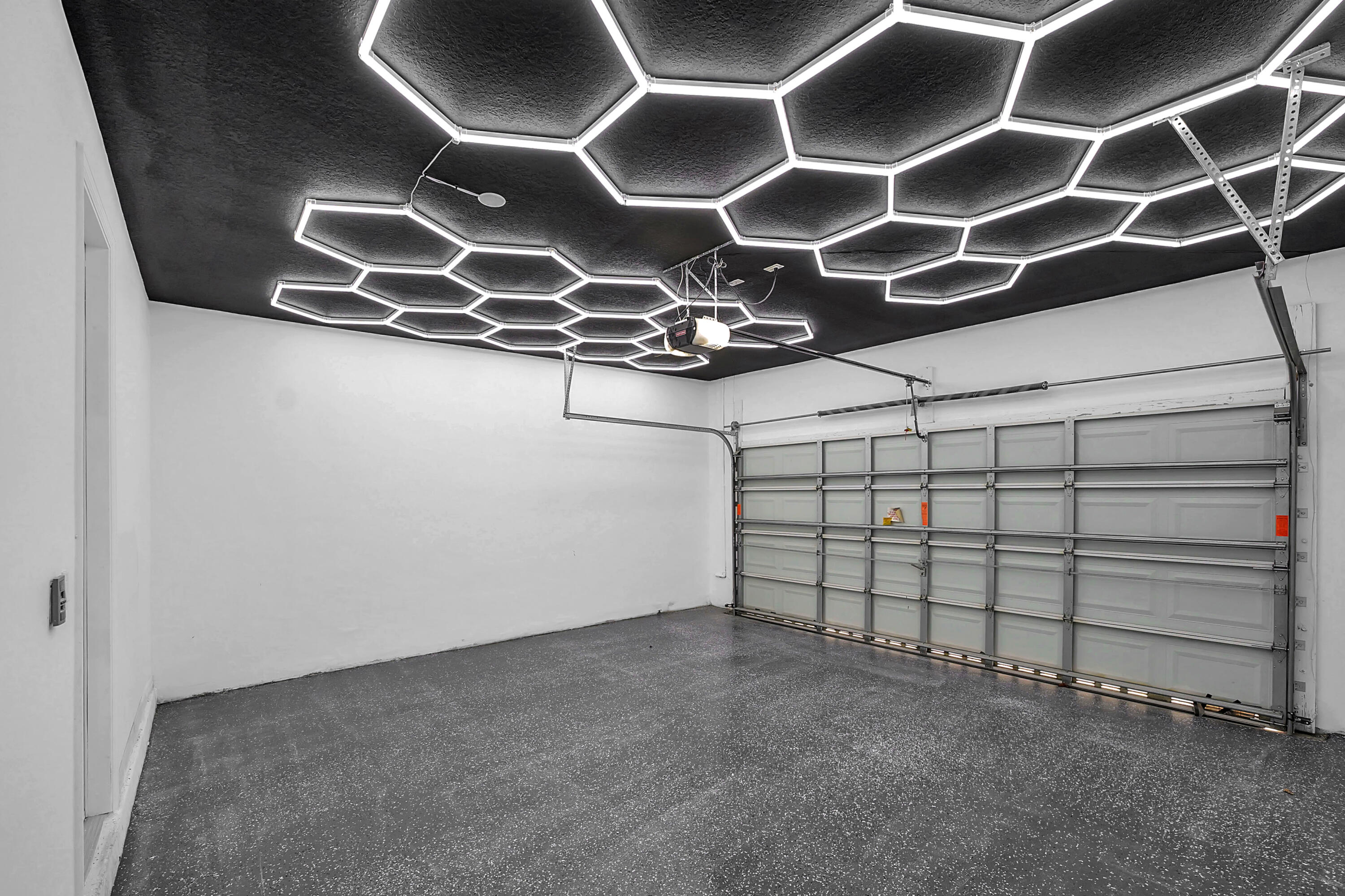 671 NE 191st Miami, FL 33179