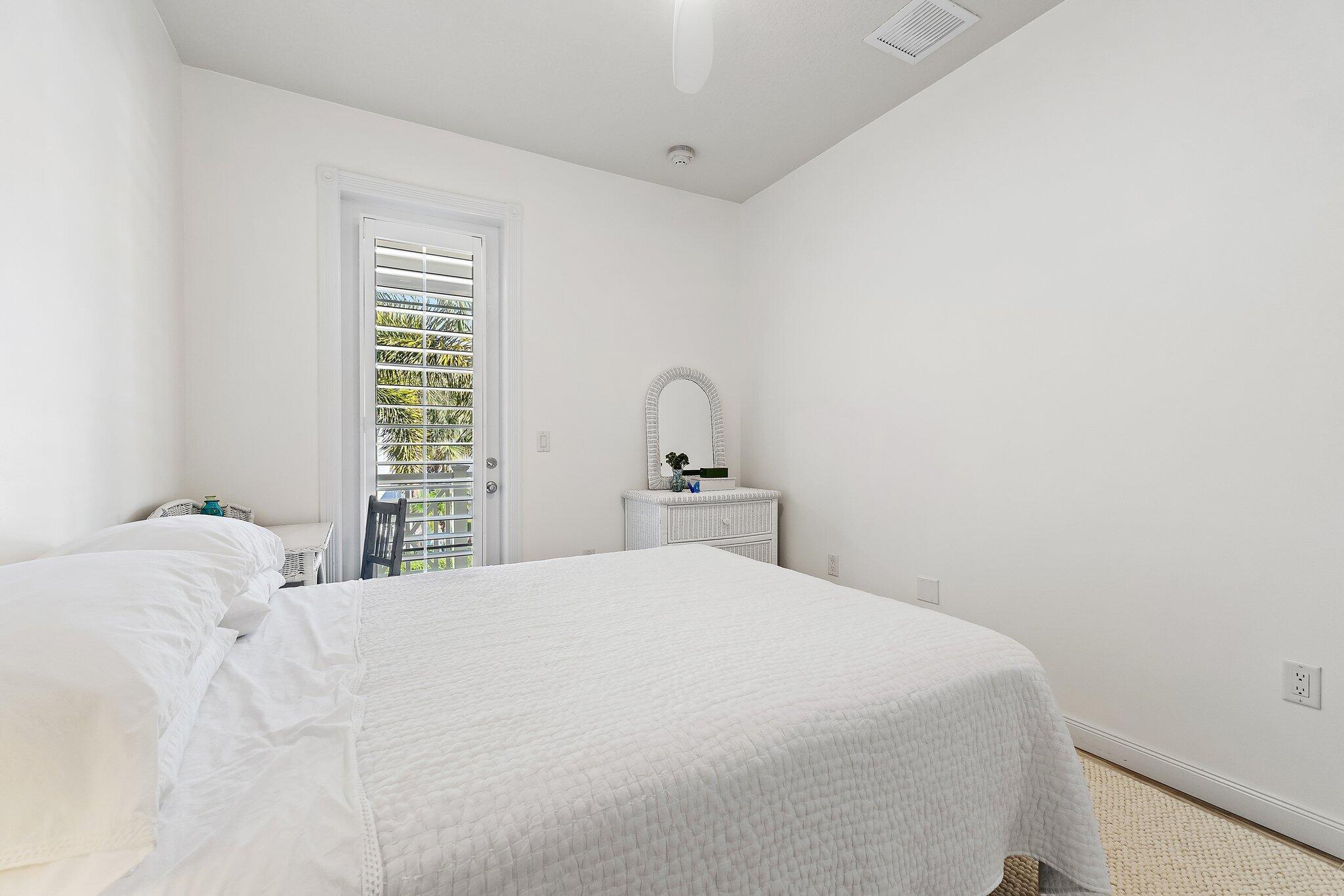 1471 N Jeaga Jupiter, FL 33458