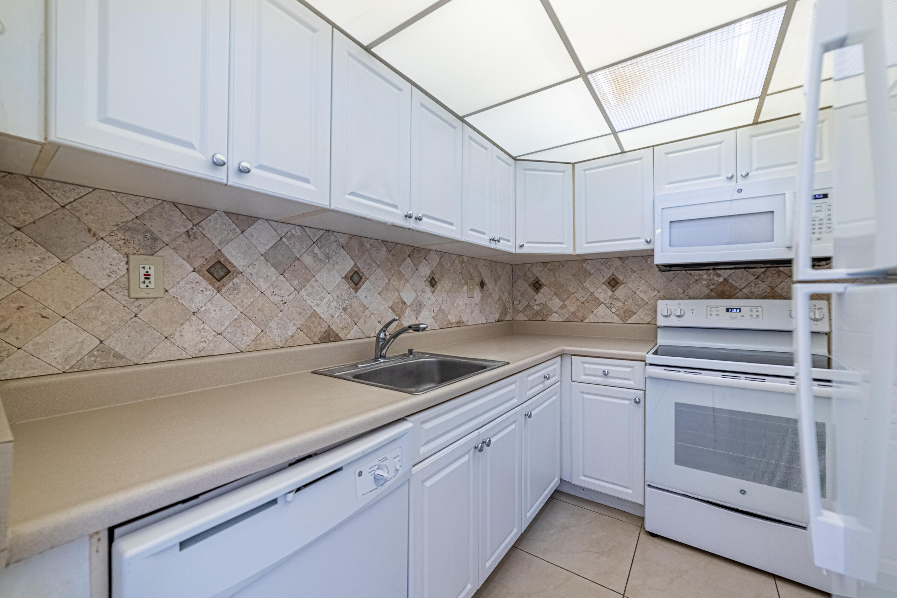 image Mirador 1200 (North Tower)10