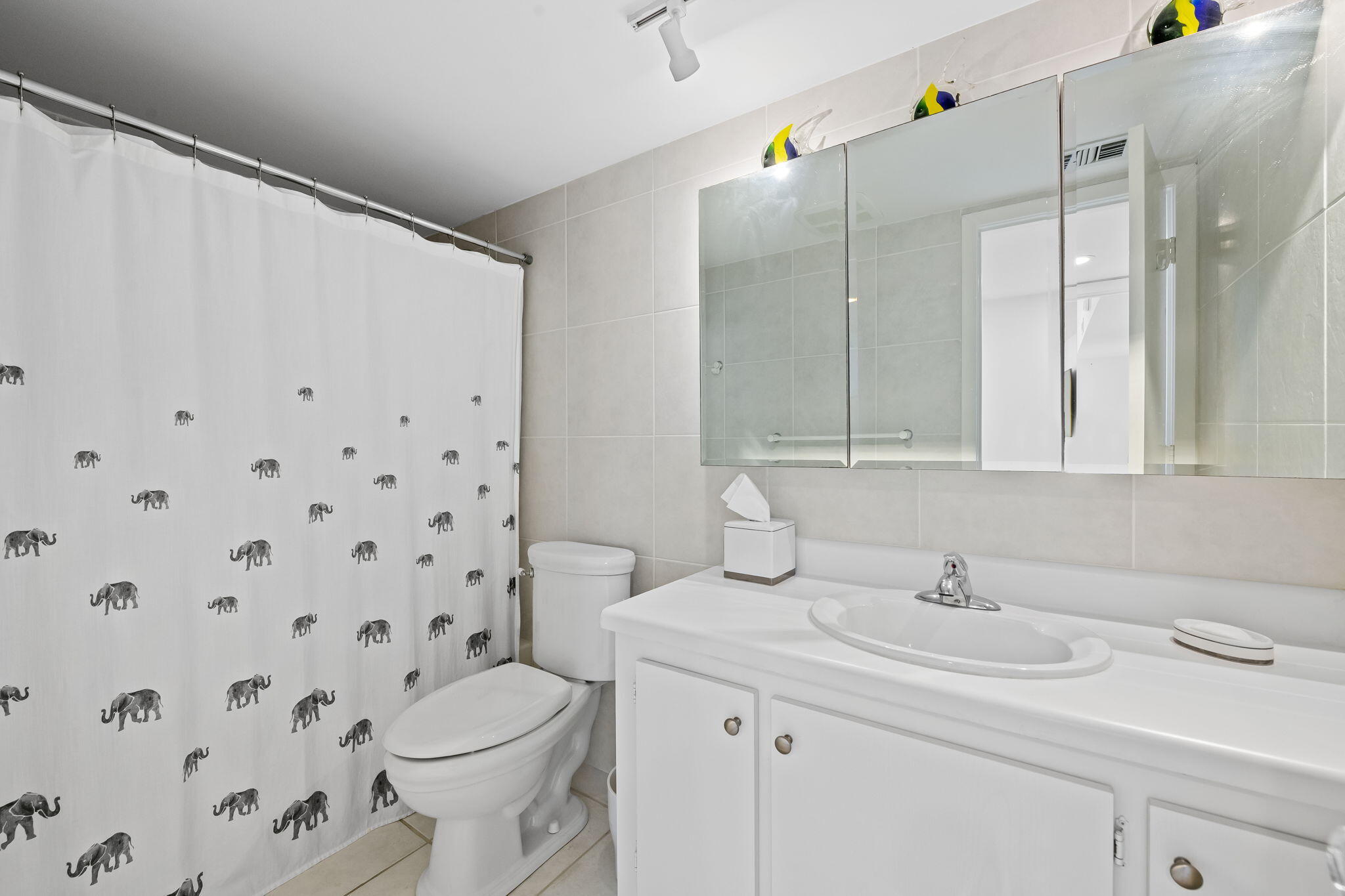 1010 S Ocean #1502 Pompano Beach, FL 33062