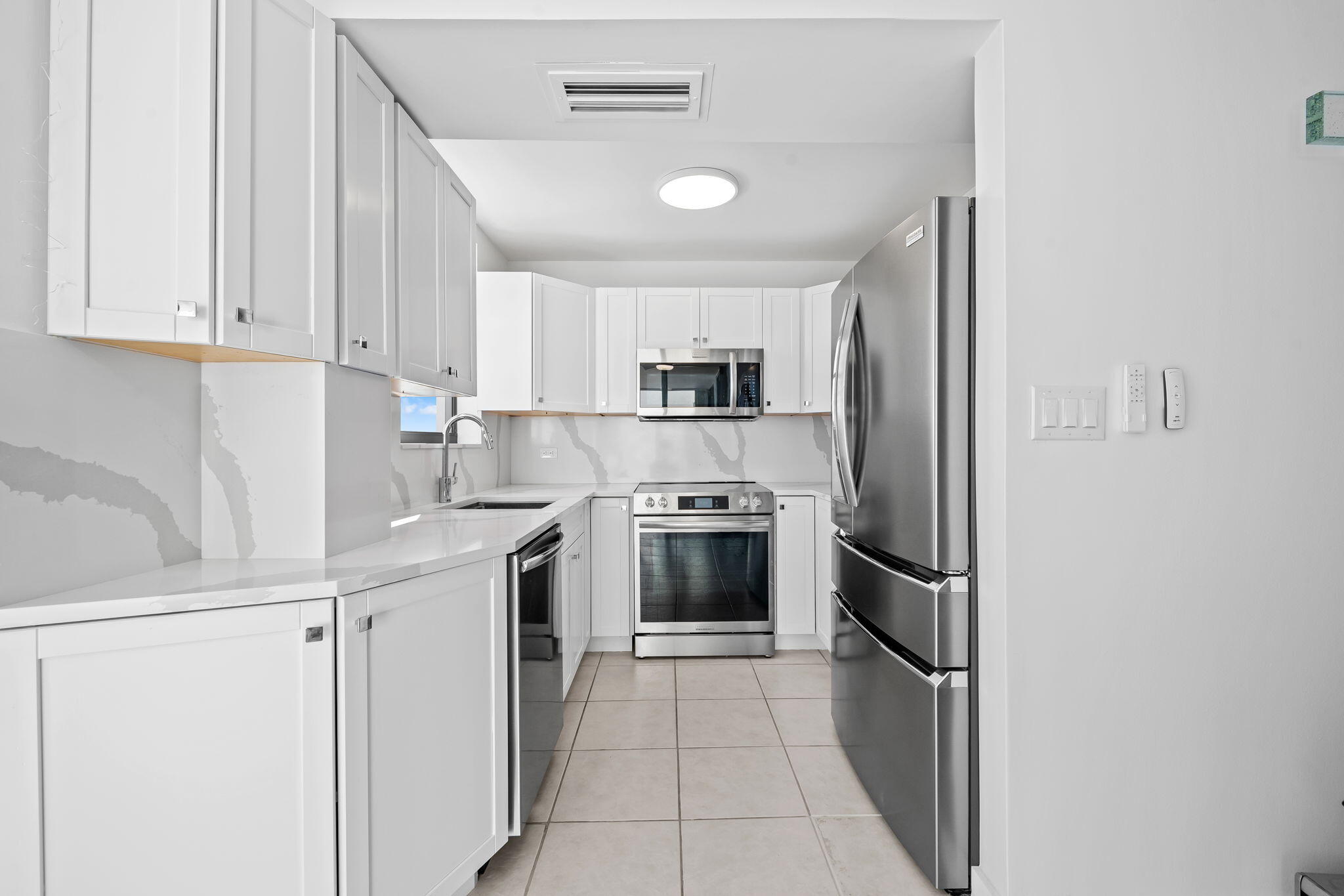 1010 S Ocean #1502 Pompano Beach, FL 33062