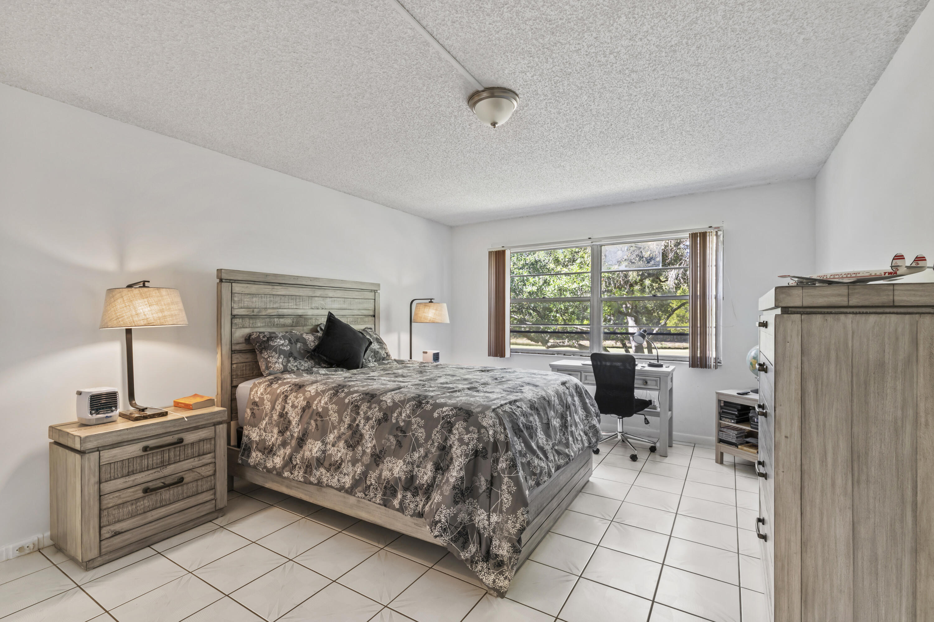 1000 SW 125th #211 Pembroke Pines, FL 33027