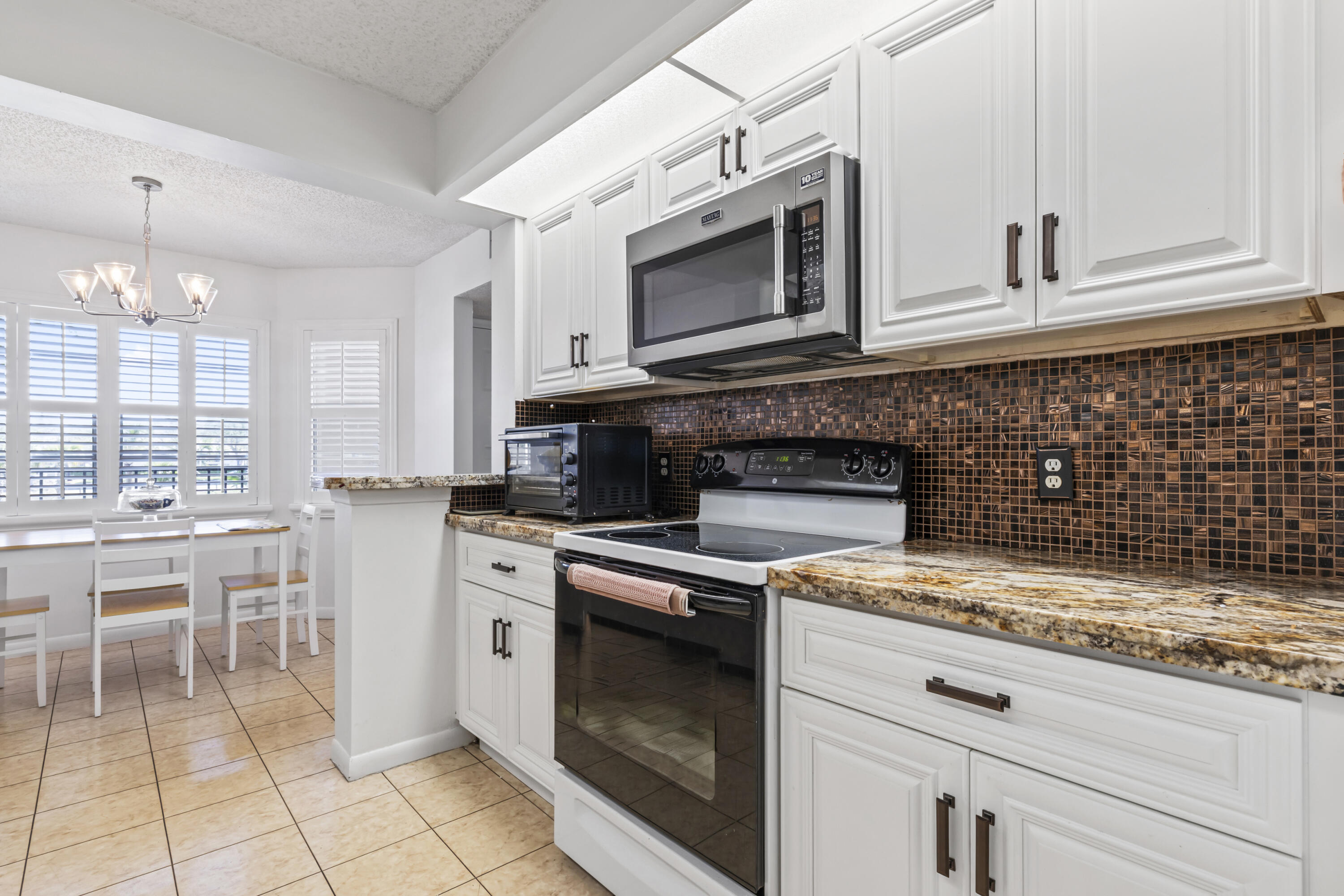 1000 SW 125th #211 Pembroke Pines, FL 33027