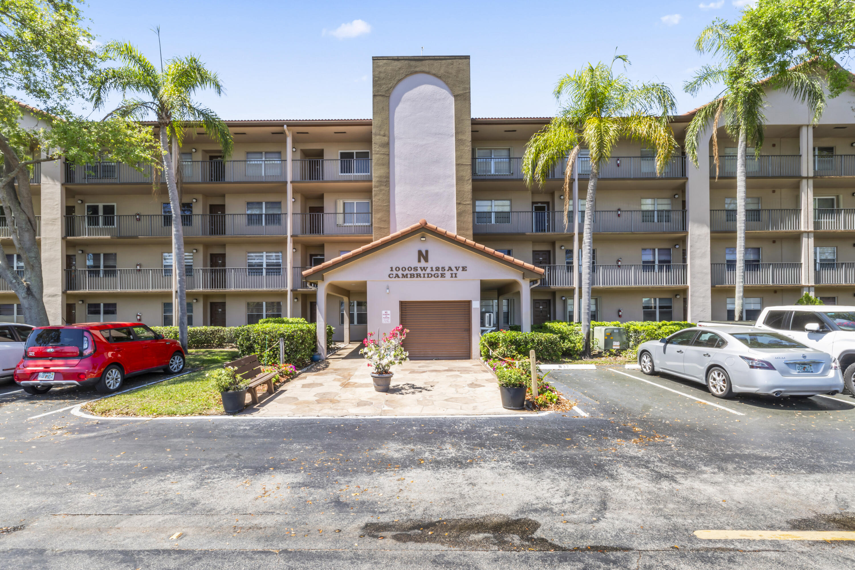 1000 SW 125th #211 Pembroke Pines, FL 33027