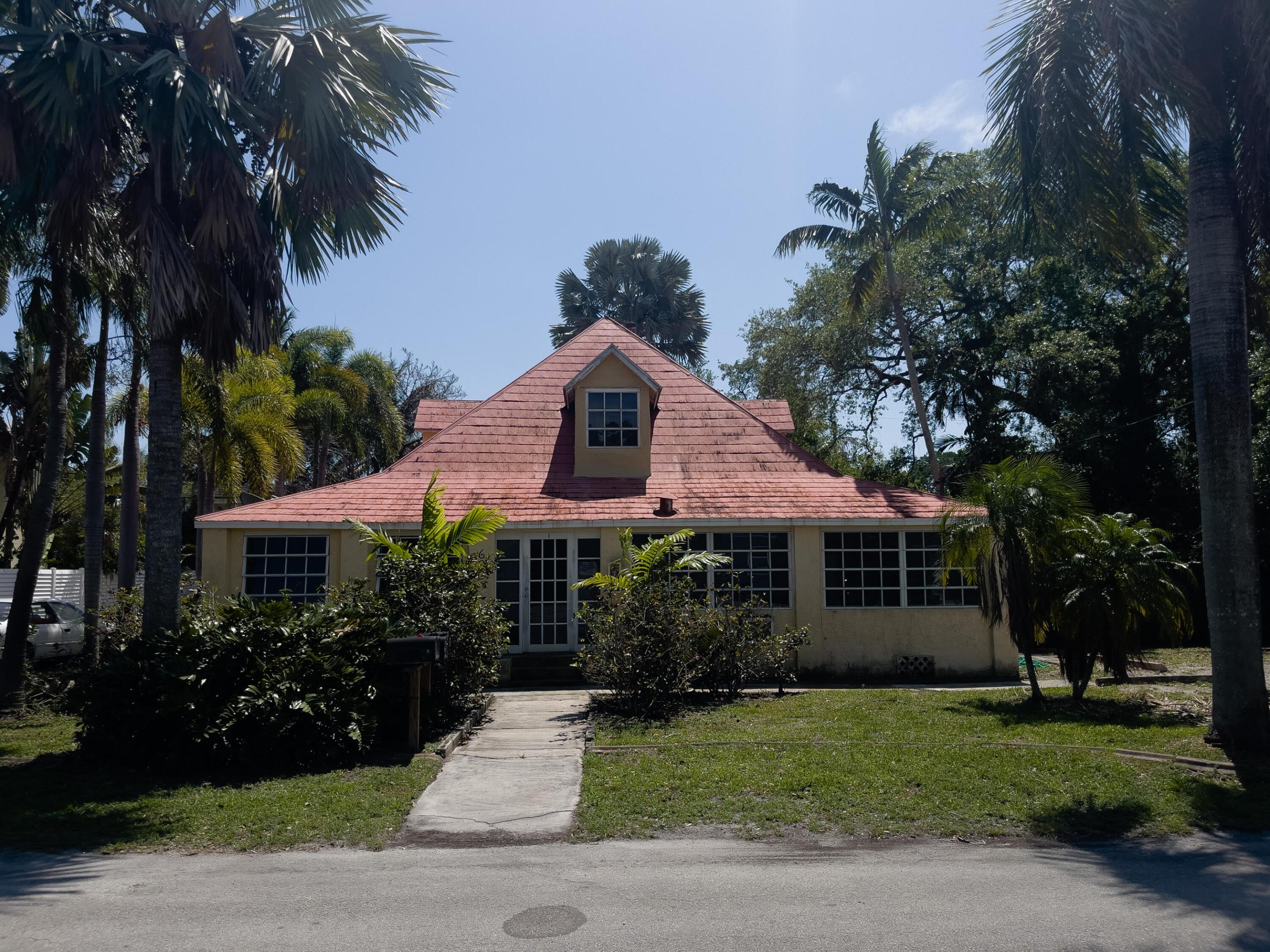 600 SW 9th #1-5