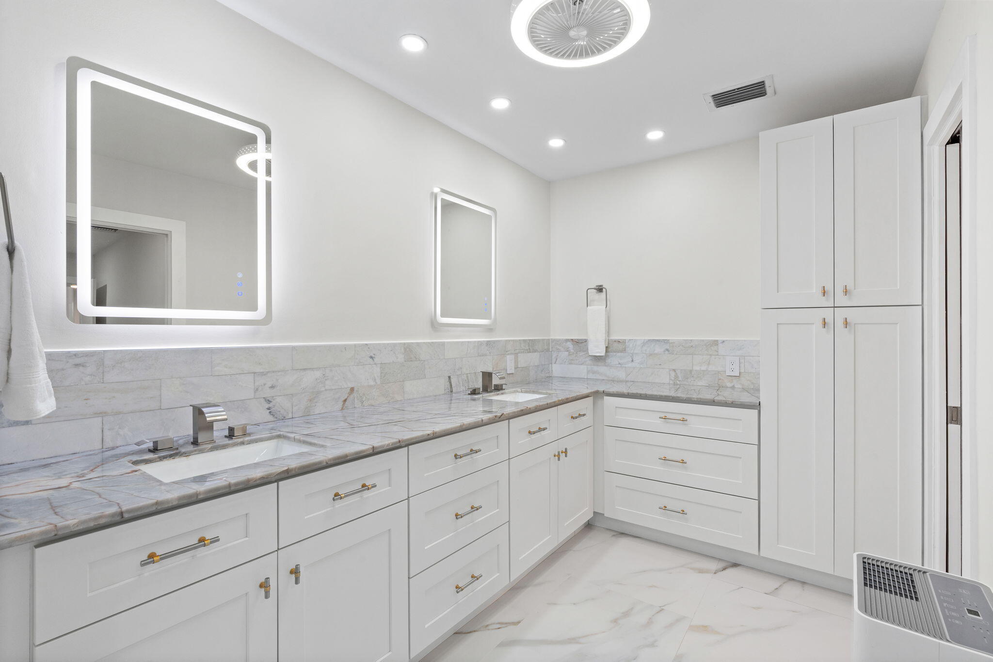 1114 W Cypress #V-8 Pompano Beach, FL 33069