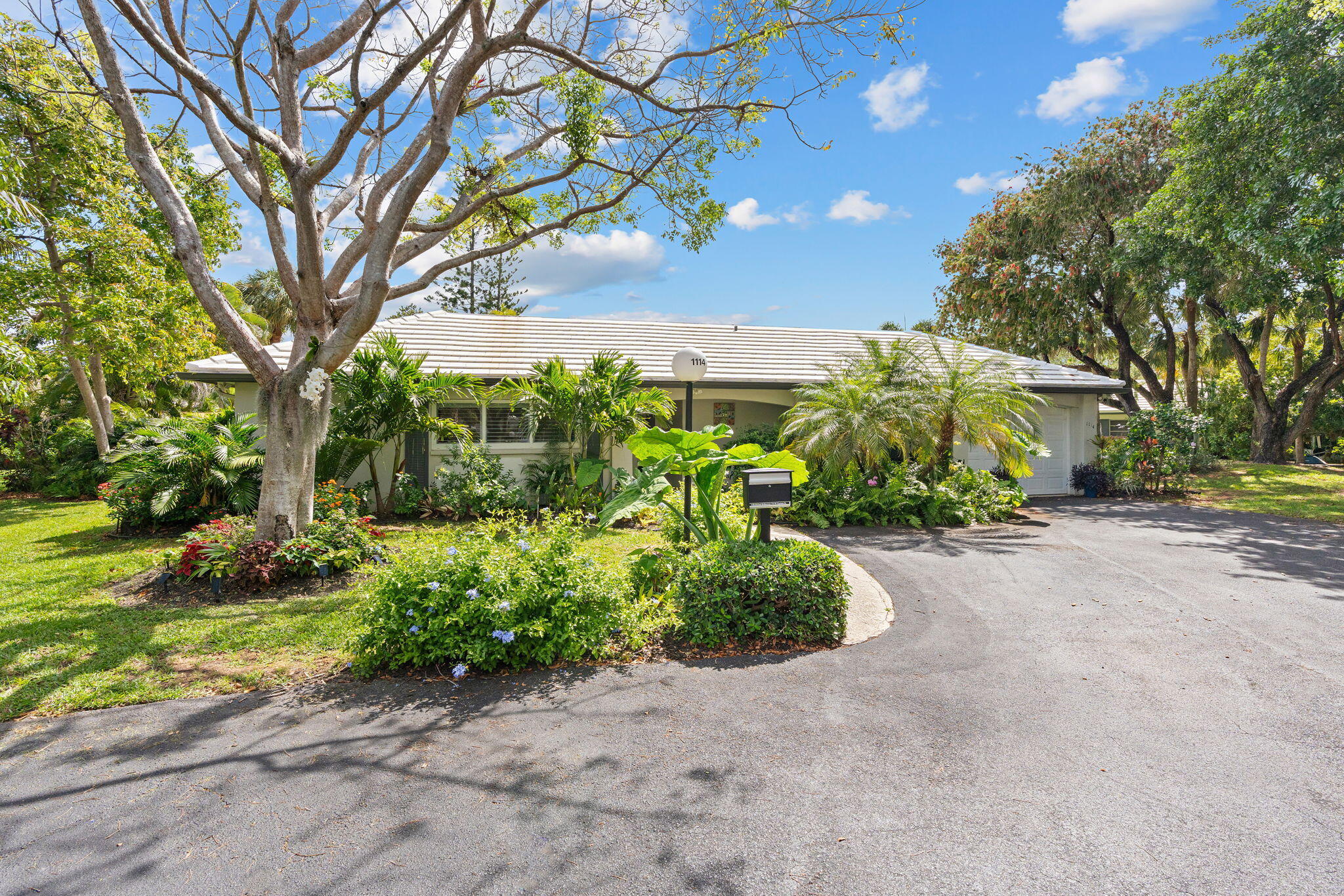 1114 W Cypress #V-8 Pompano Beach, FL 33069