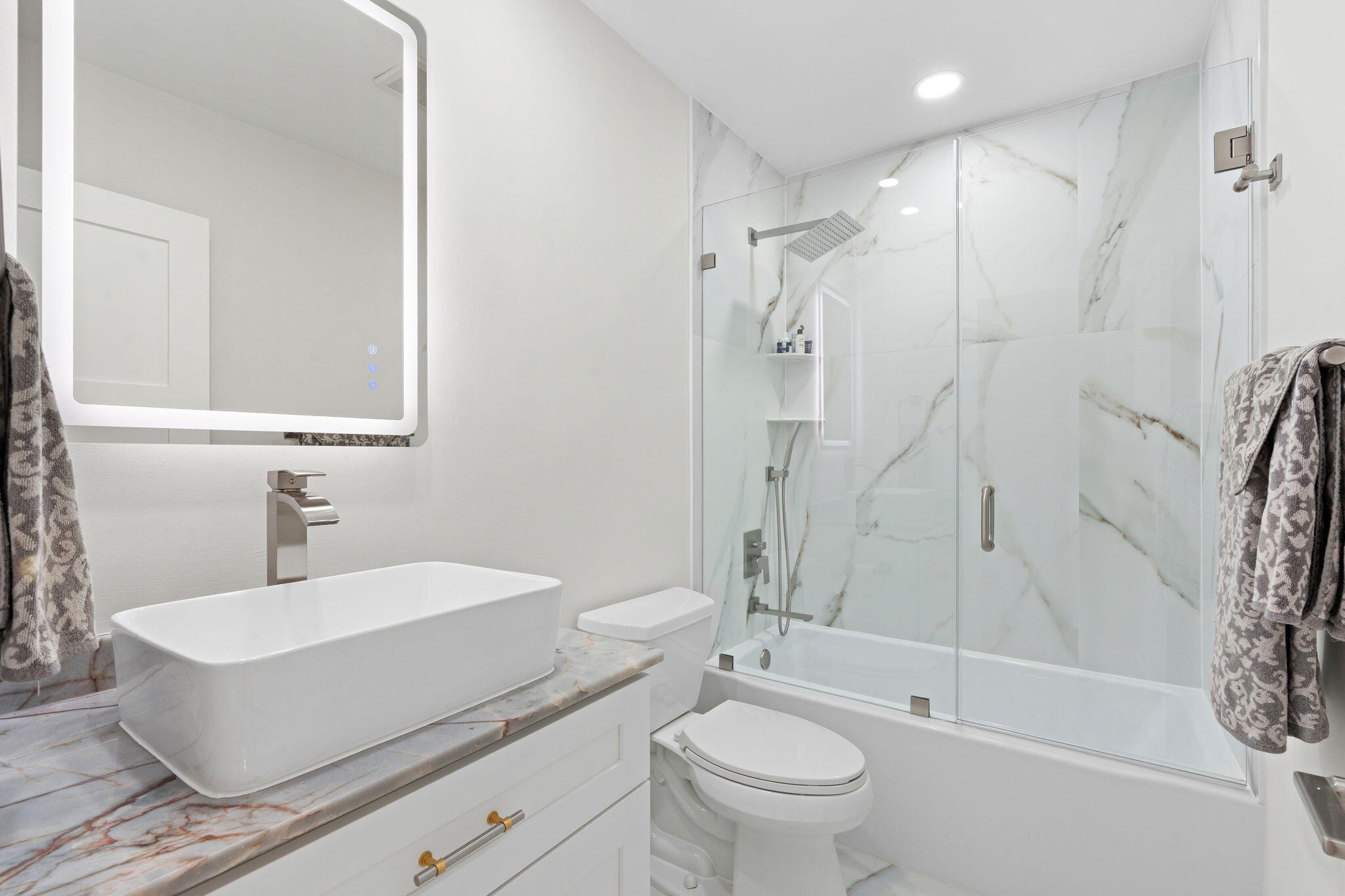 1114 W Cypress #V-8 Pompano Beach, FL 33069