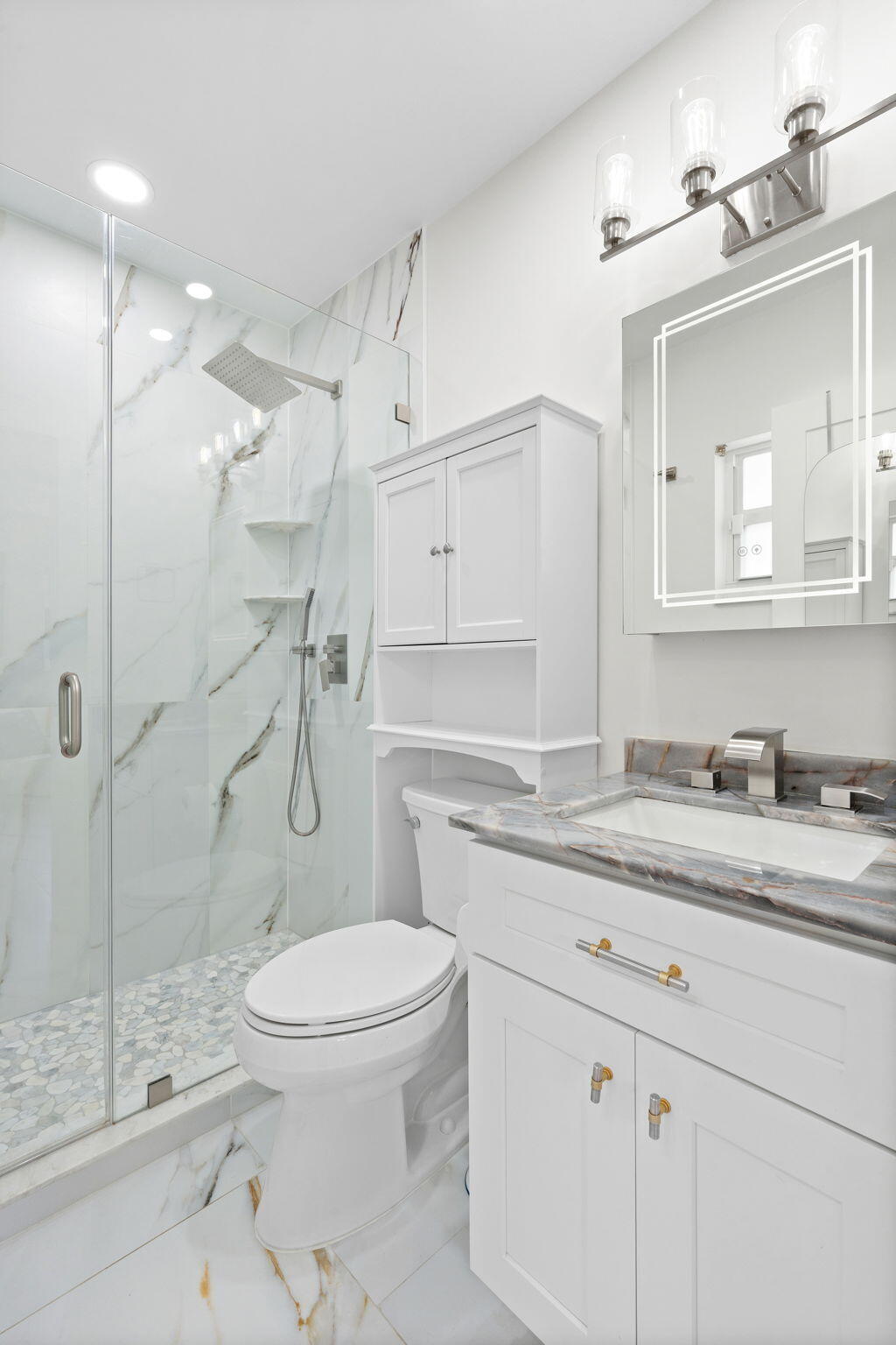 1114 W Cypress #V-8 Pompano Beach, FL 33069