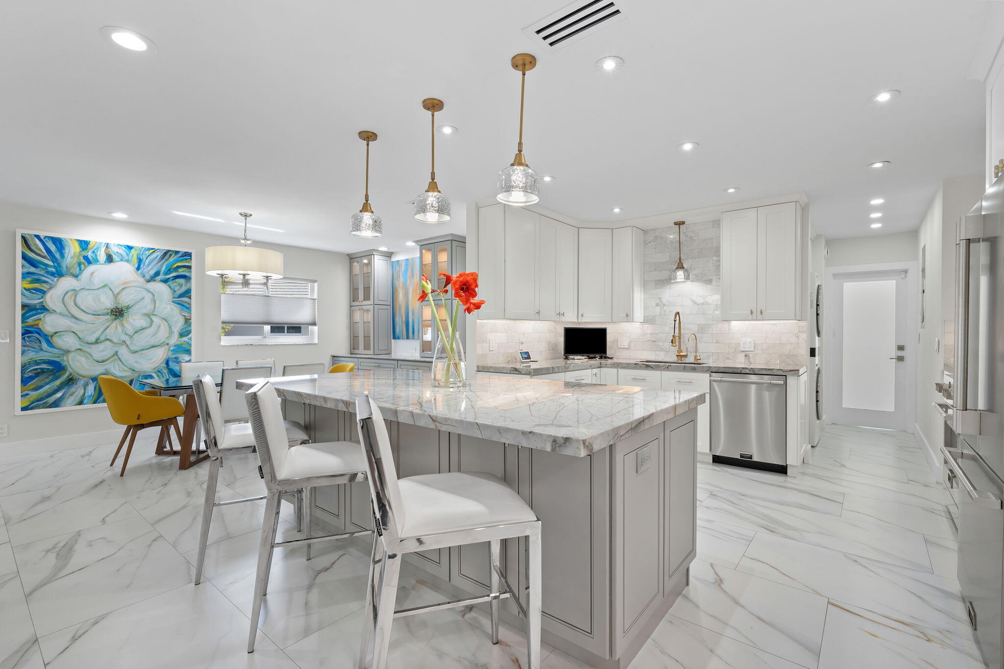 1114 W Cypress #V-8 Pompano Beach, FL 33069