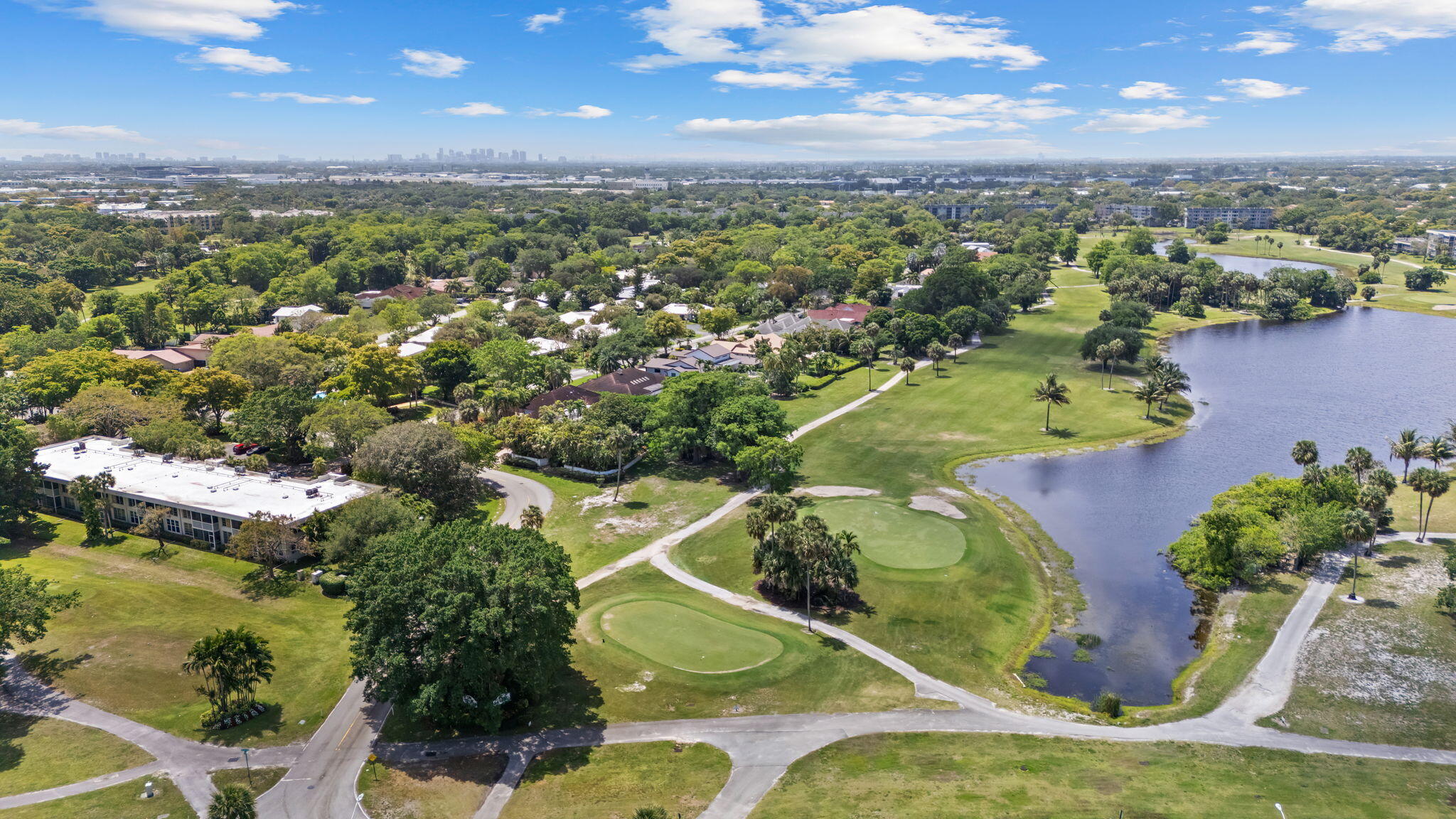 1114 W Cypress #V-8 Pompano Beach, FL 33069