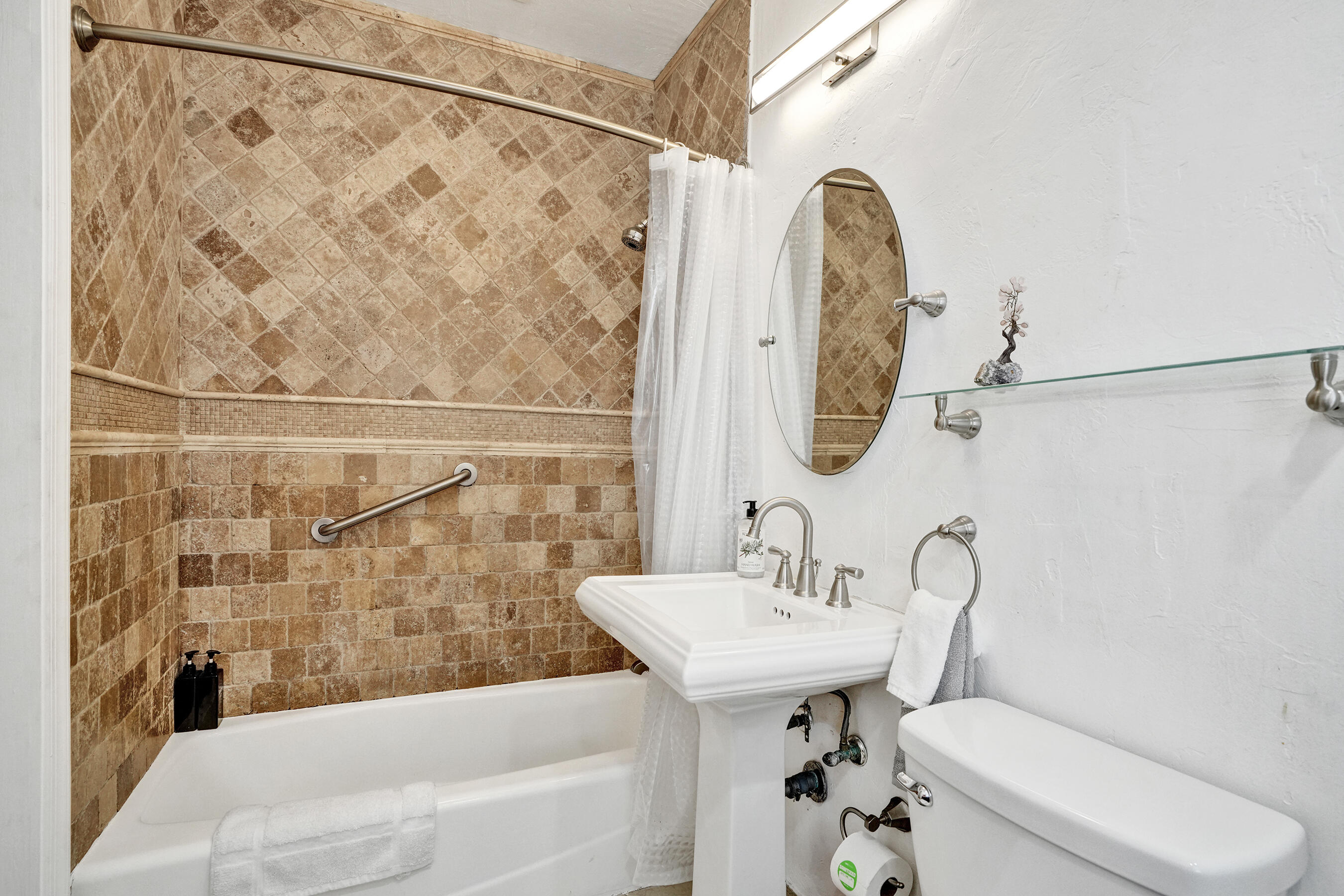 530 NE 11th Fort Lauderdale, FL 33301