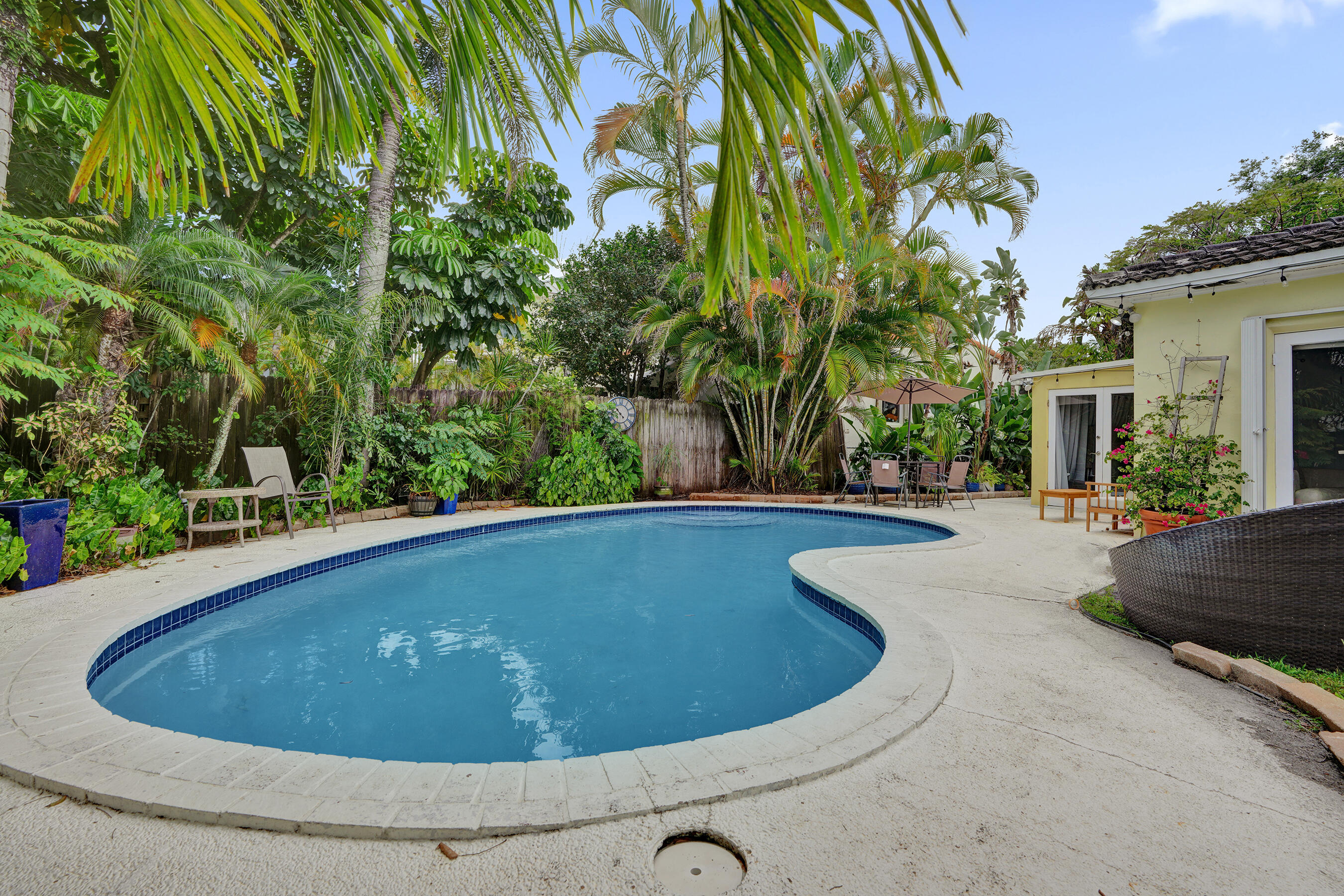 530 NE 11th Fort Lauderdale, FL 33301