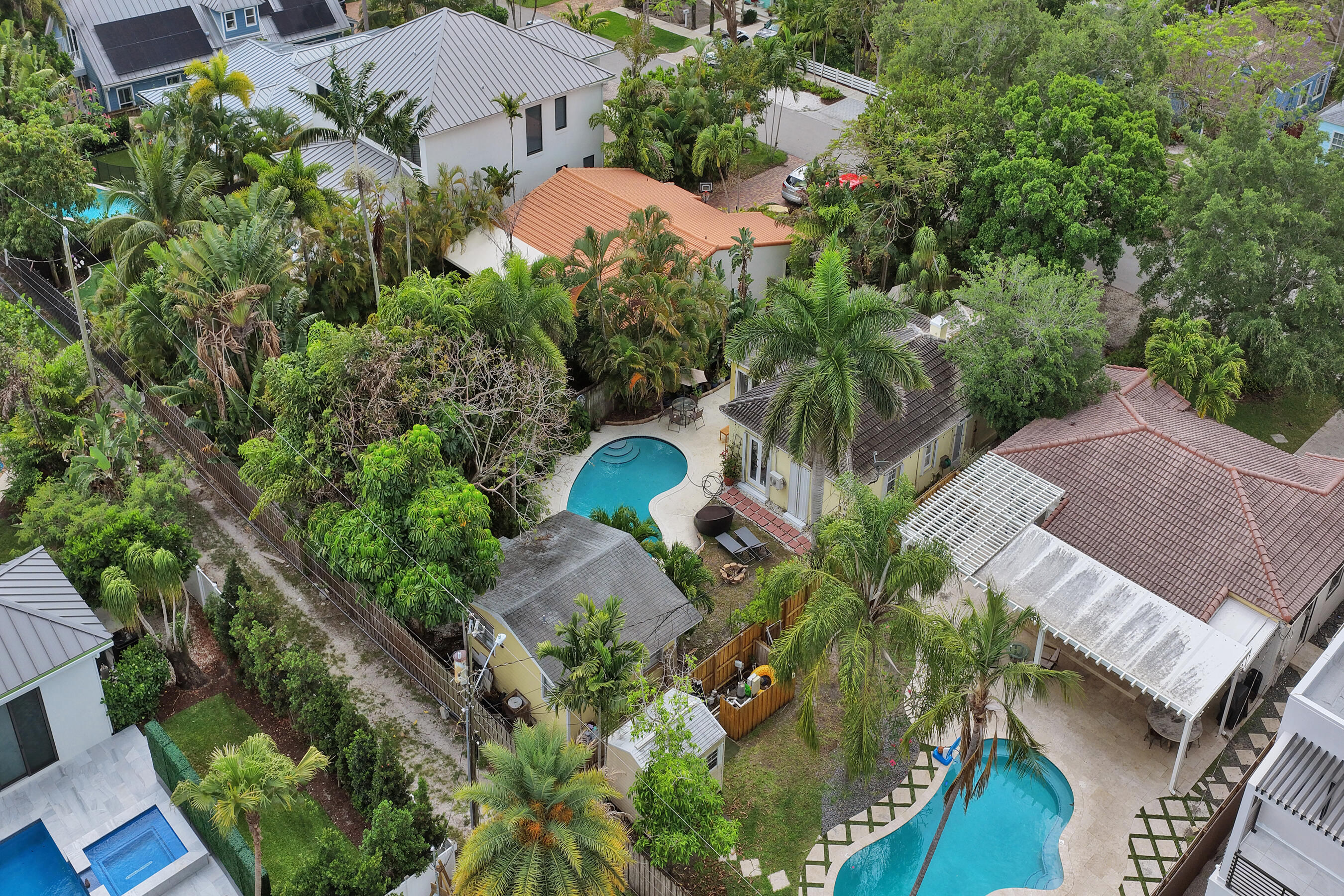 530 NE 11th Fort Lauderdale, FL 33301