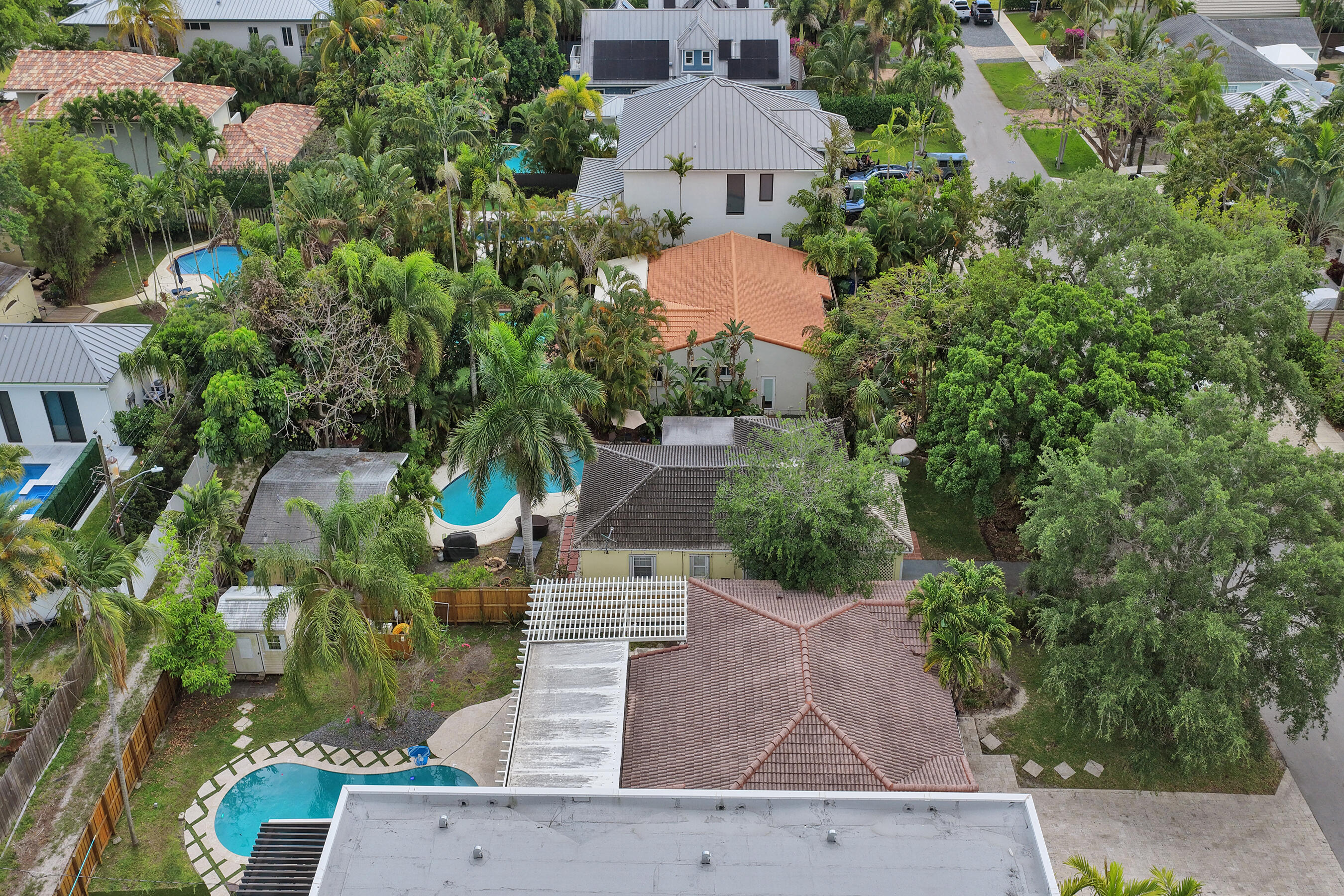 530 NE 11th Fort Lauderdale, FL 33301