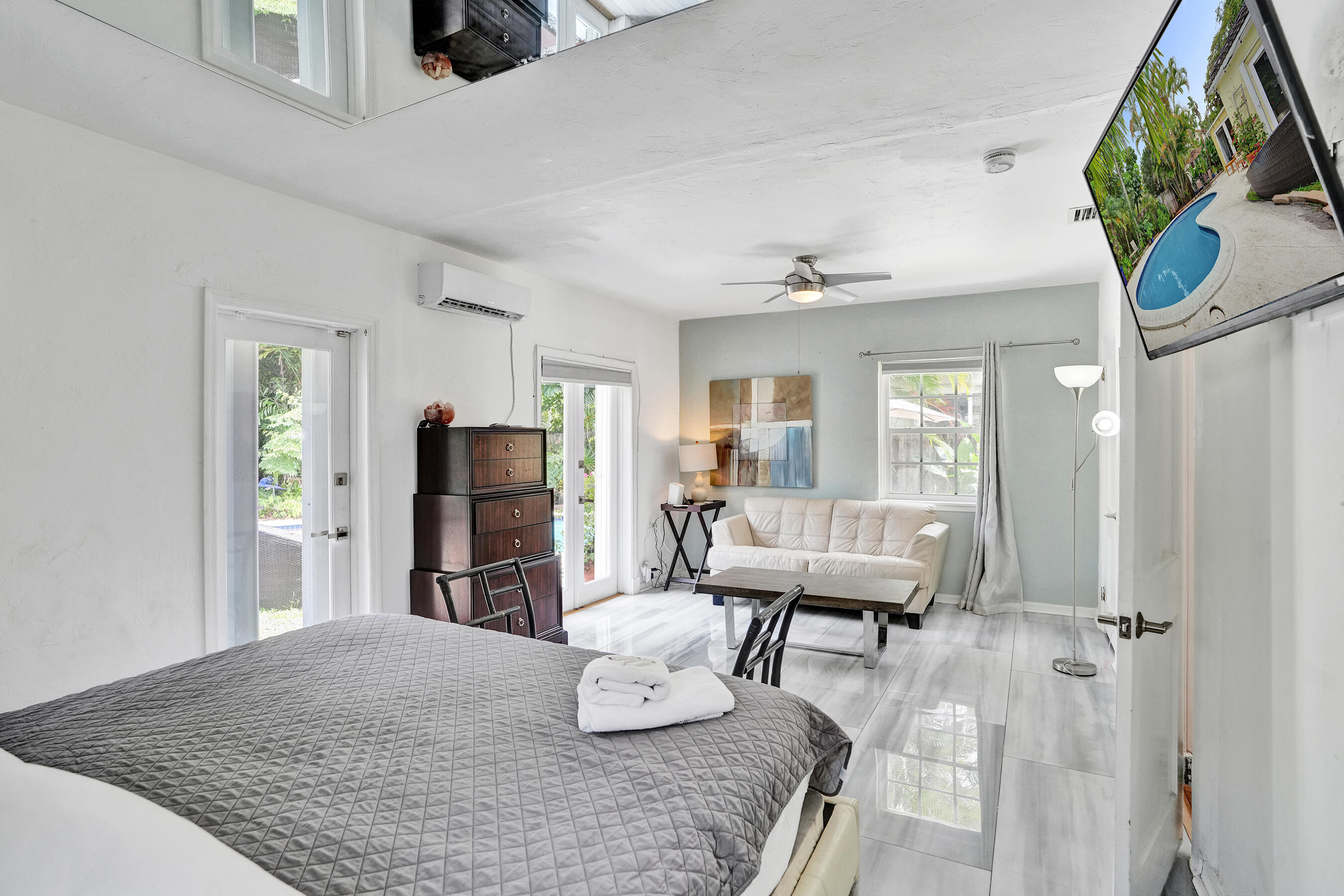 530 NE 11th Fort Lauderdale, FL 33301