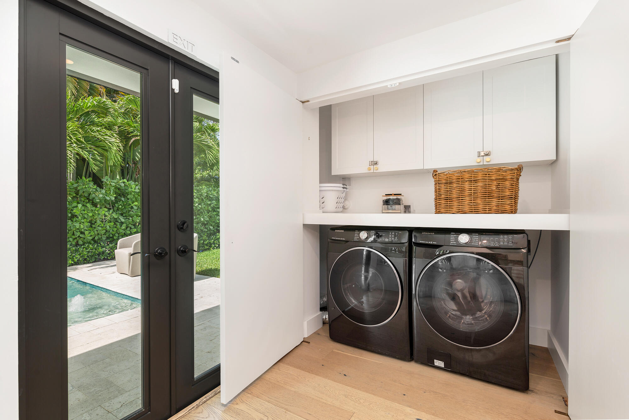 320 Linda West Palm Beach, FL 33405