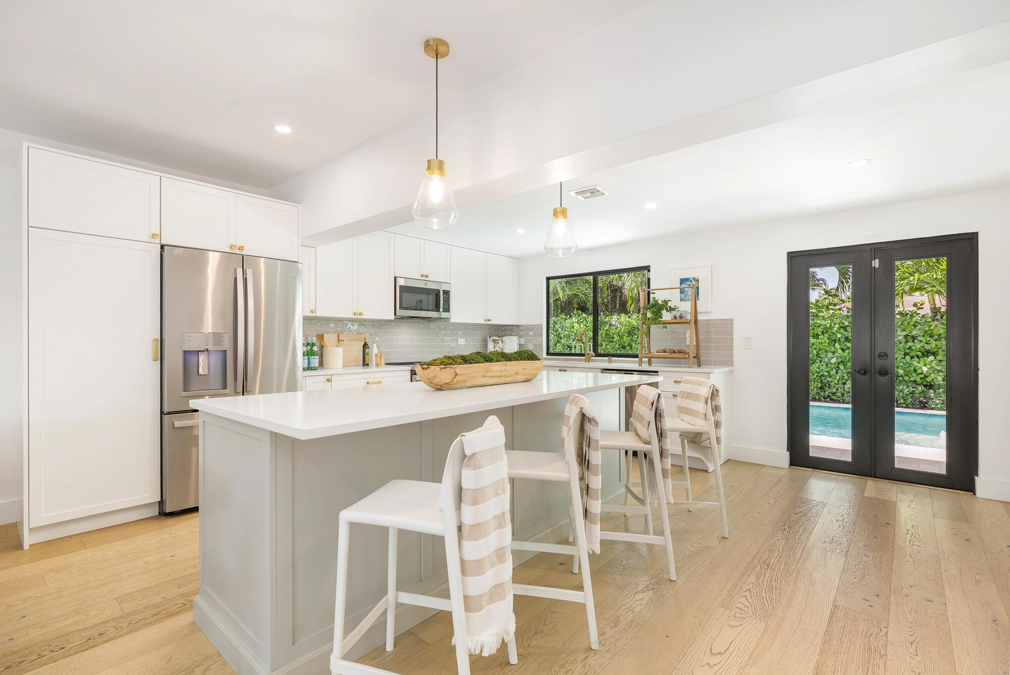 320 Linda West Palm Beach, FL 33405