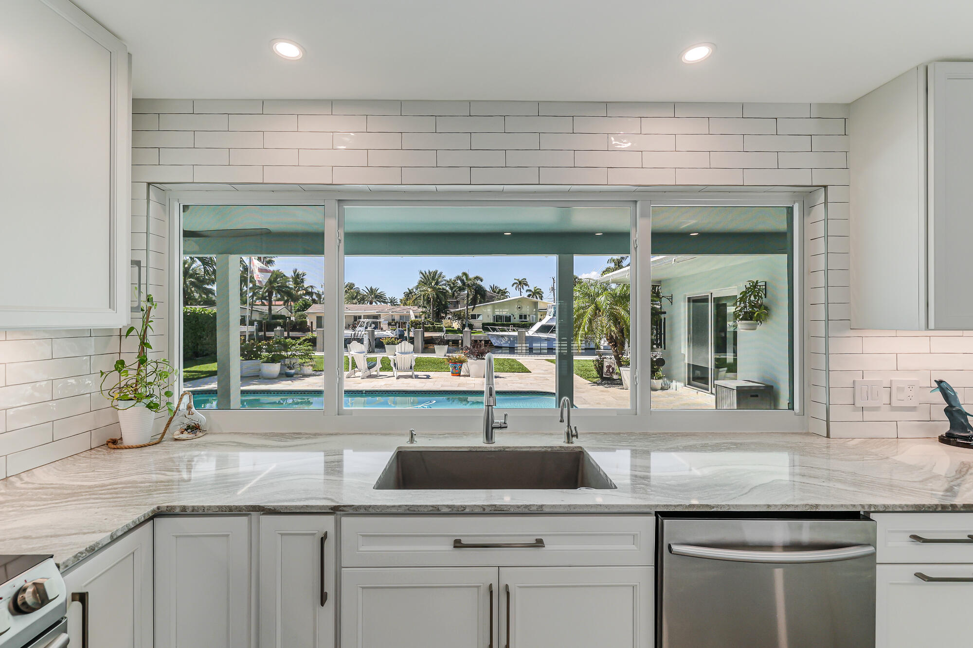 1030 NE 27th Pompano Beach, FL 33062