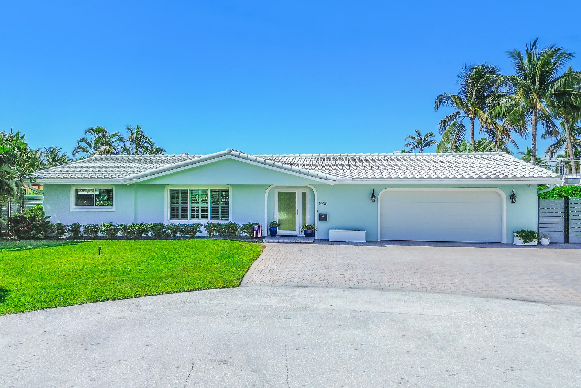 1030 NE 27th Pompano Beach, FL 33062