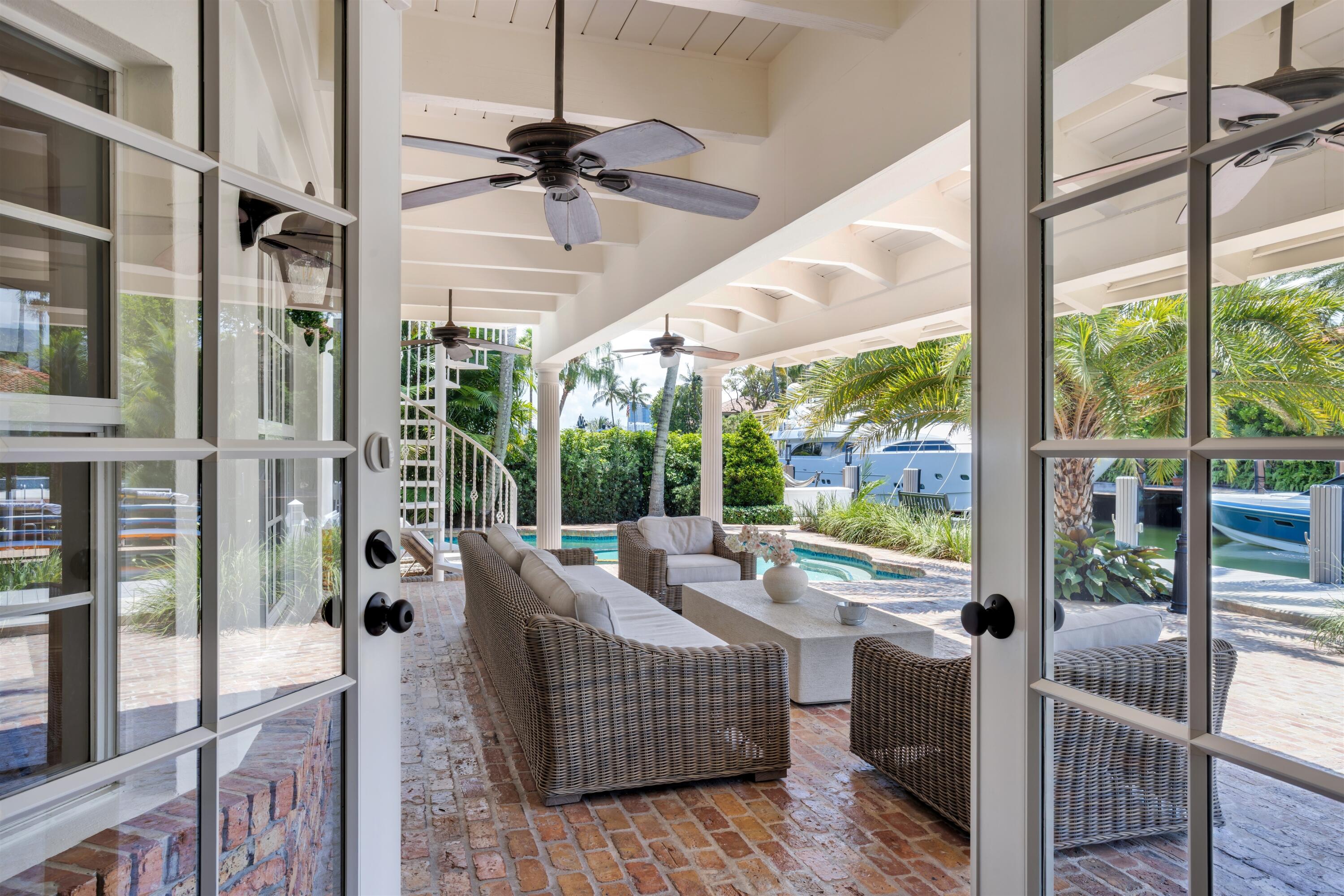 609 Coral Fort Lauderdale, FL 33301