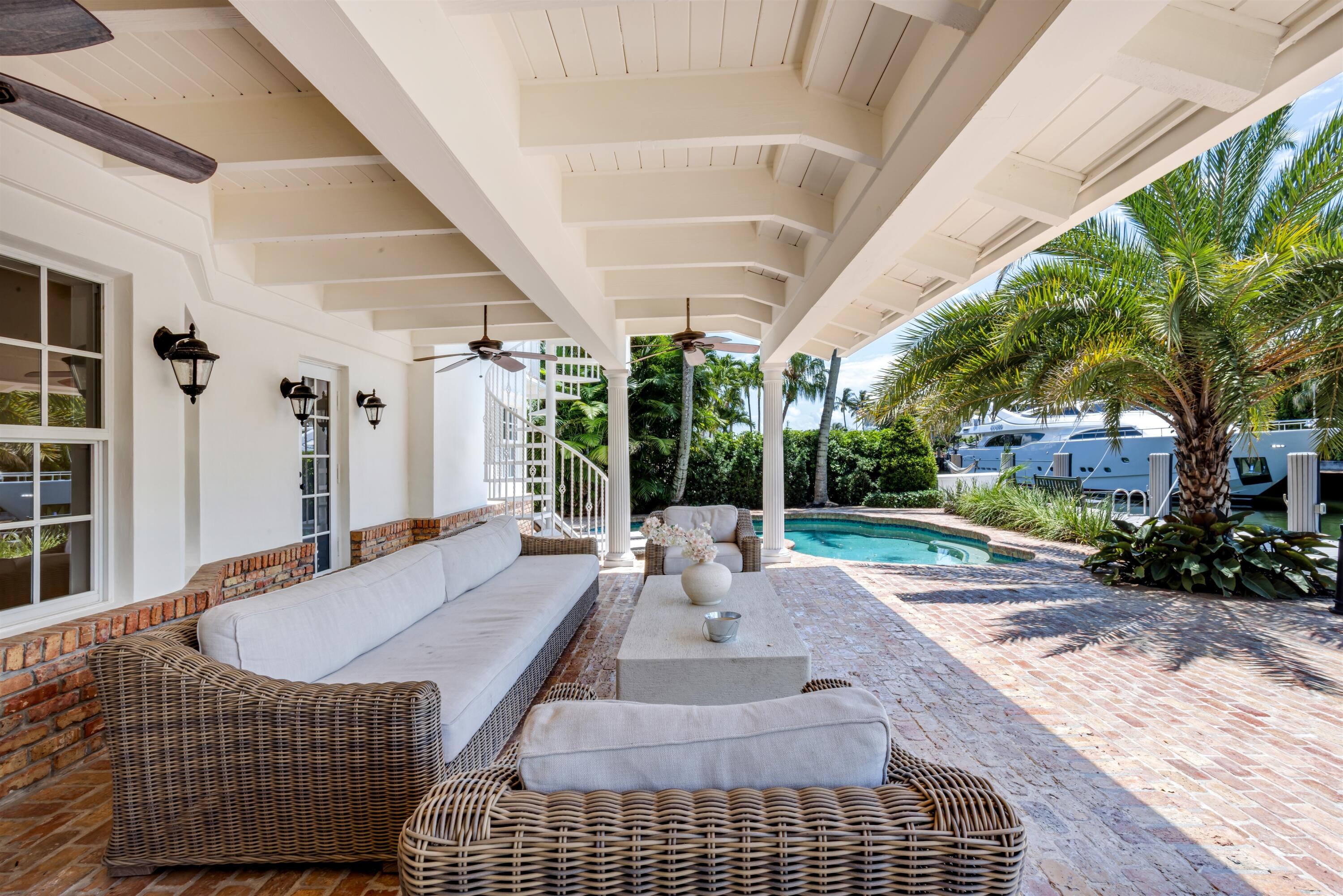 609 Coral Fort Lauderdale, FL 33301