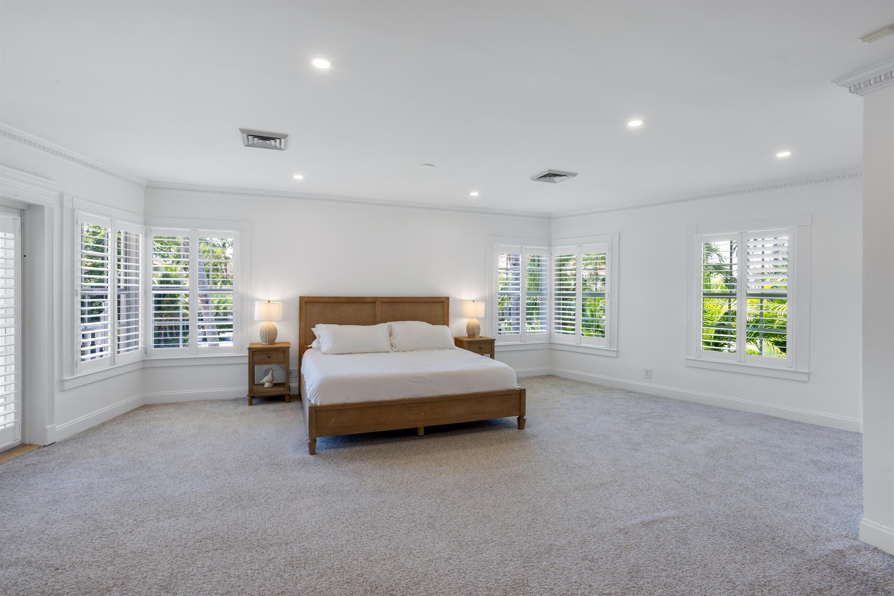 609 Coral Fort Lauderdale, FL 33301