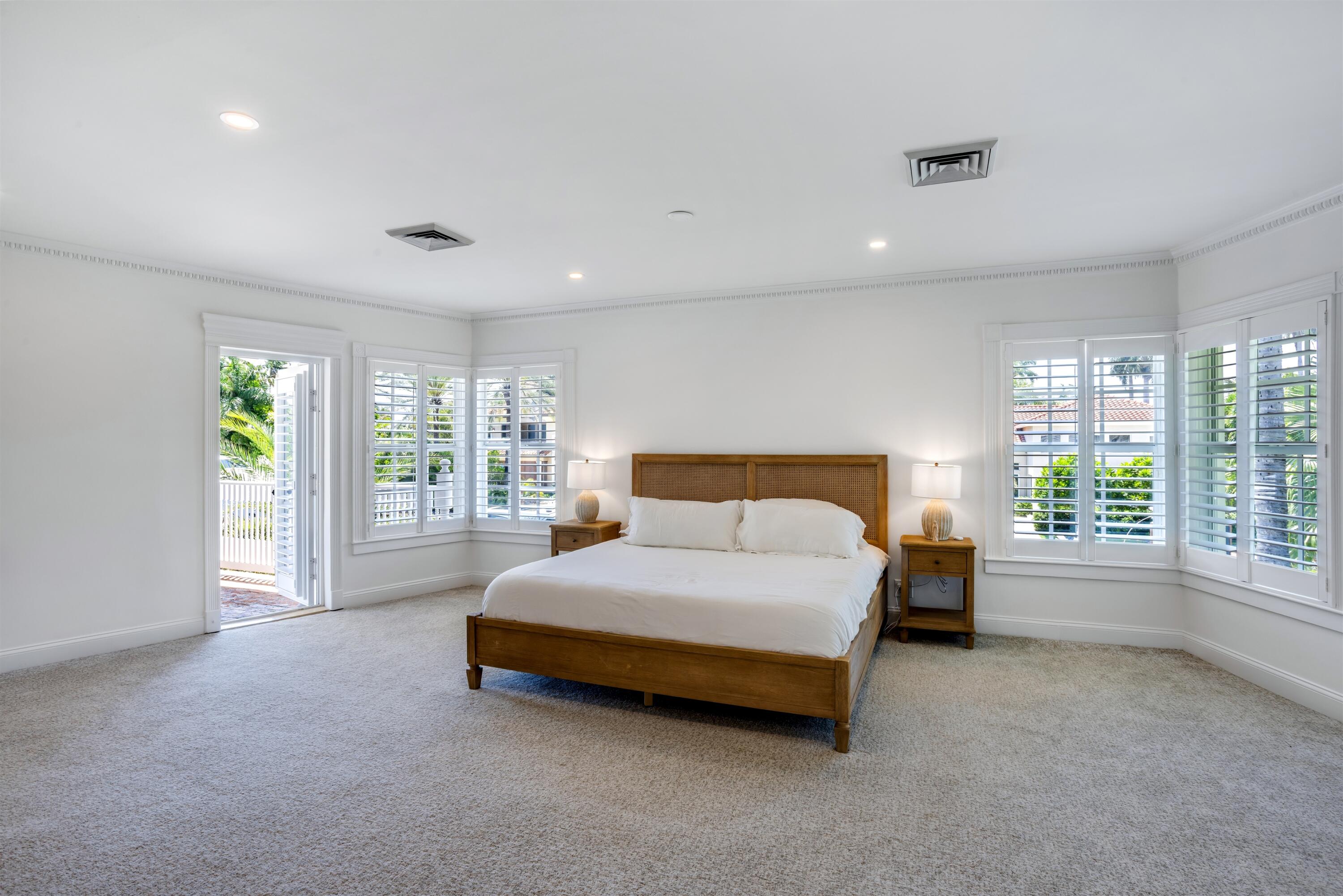 609 Coral Fort Lauderdale, FL 33301