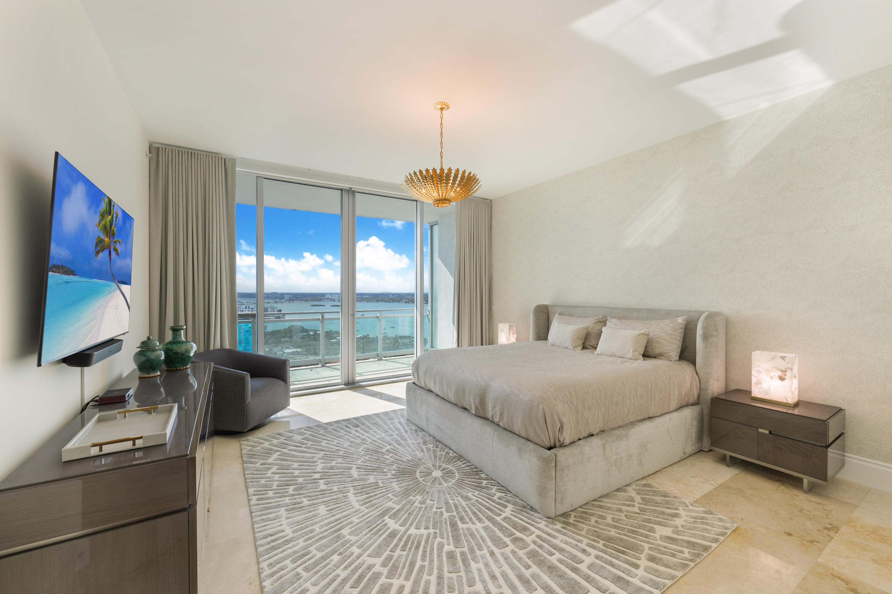 10295 Collins #2203 Bal Harbour, FL 33154