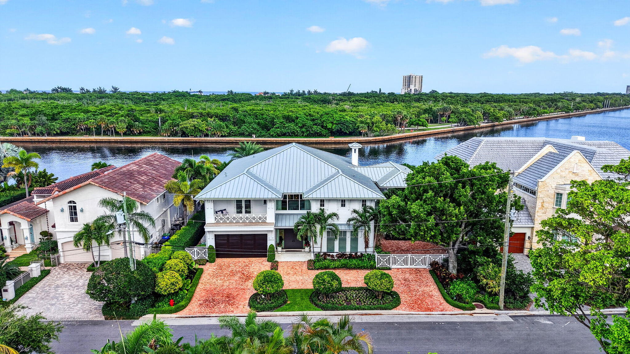 1900 Intracoastal Fort Lauderdale, FL 33305
