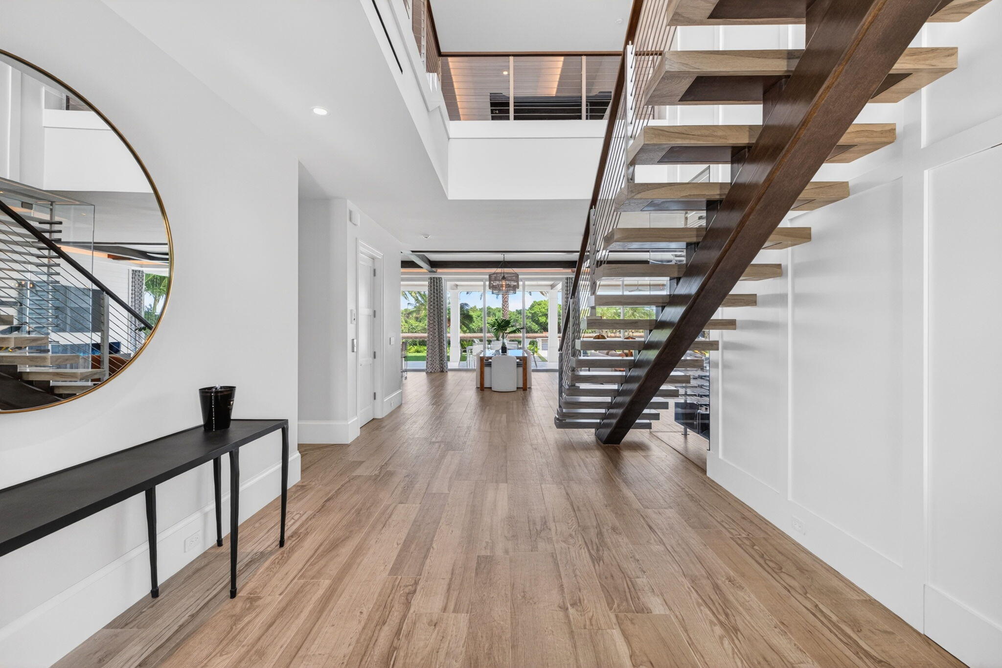 1900 Intracoastal Fort Lauderdale, FL 33305