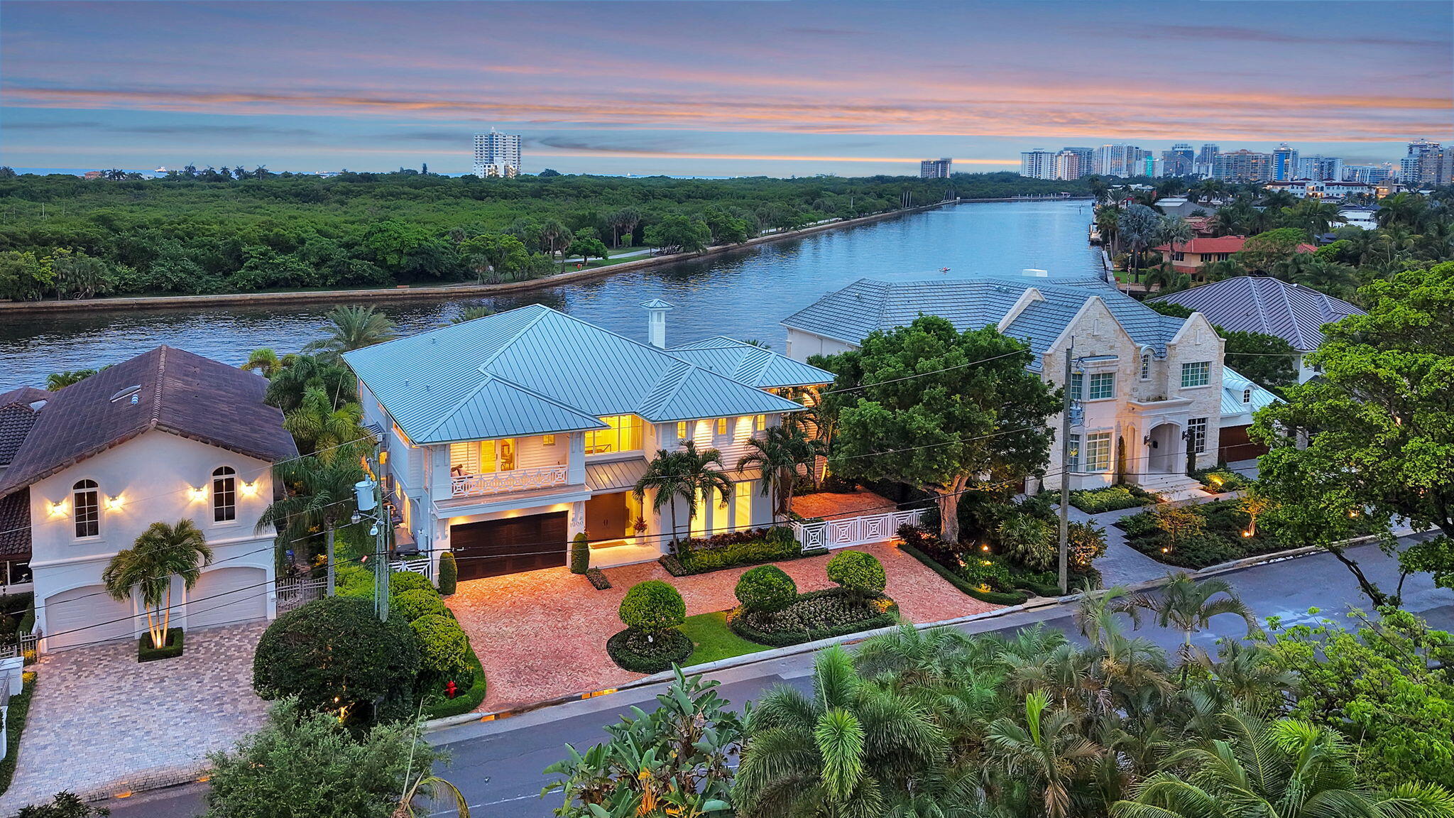1900 Intracoastal Fort Lauderdale, FL 33305