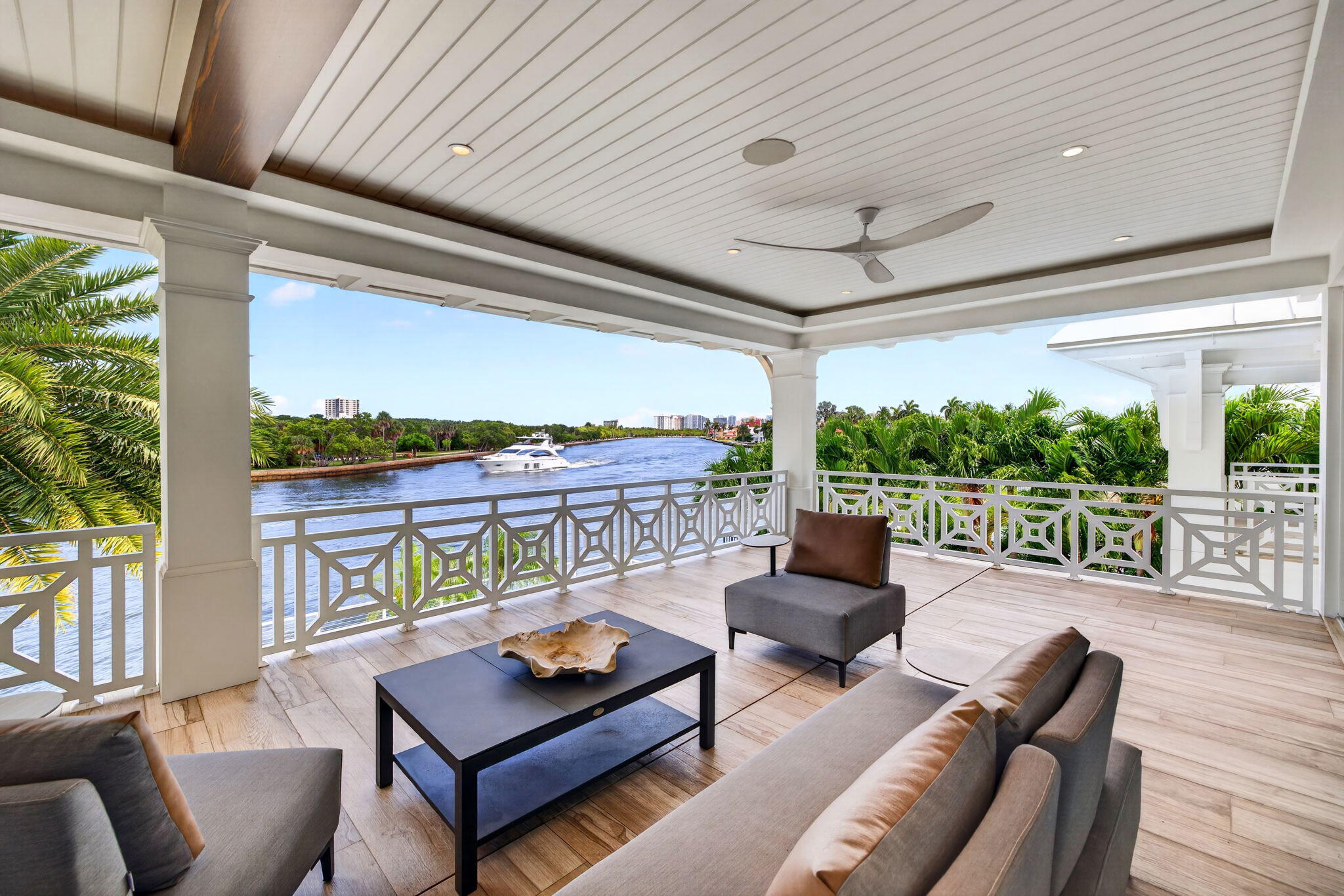 1900 Intracoastal Fort Lauderdale, FL 33305