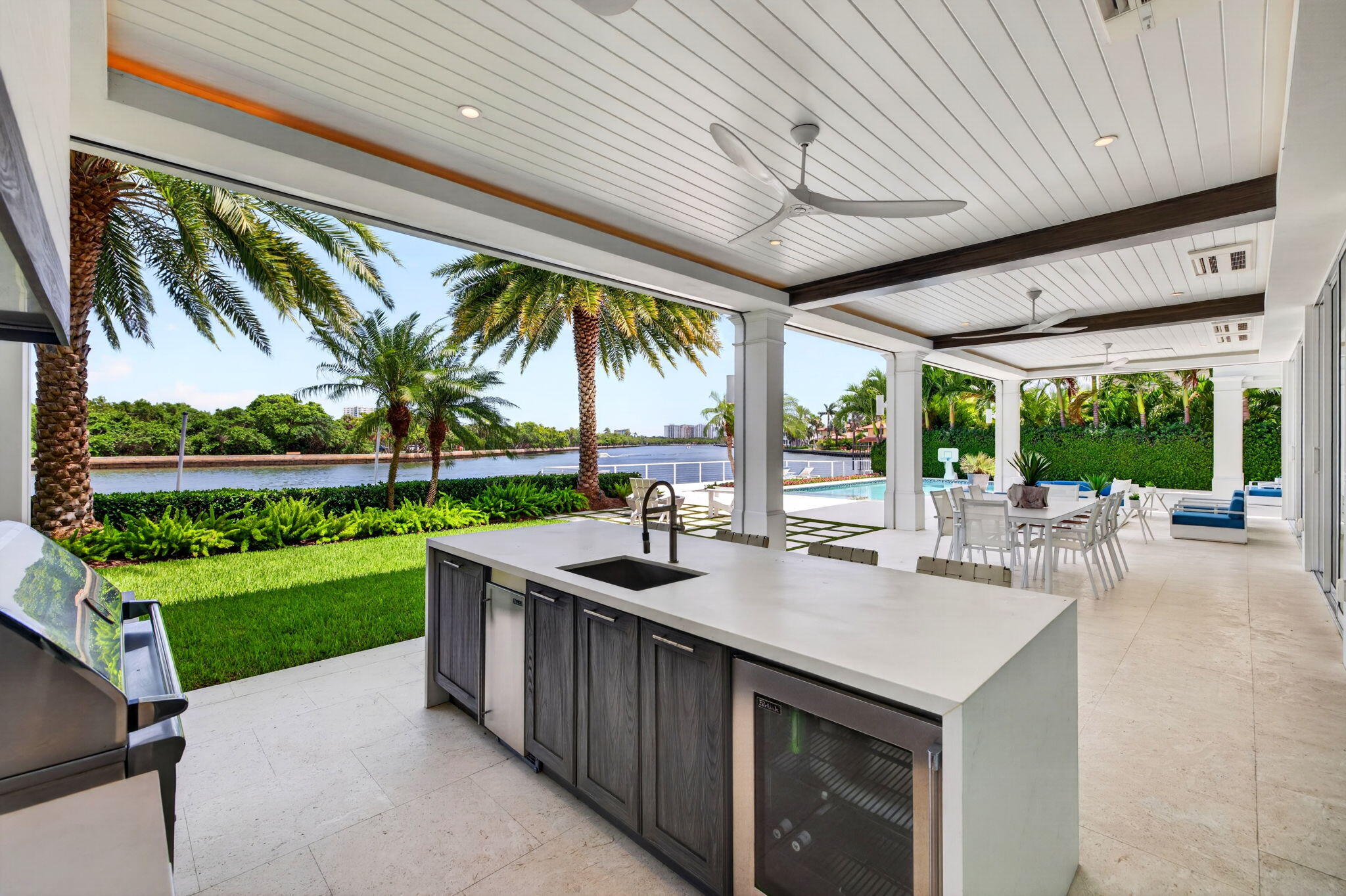1900 Intracoastal Fort Lauderdale, FL 33305