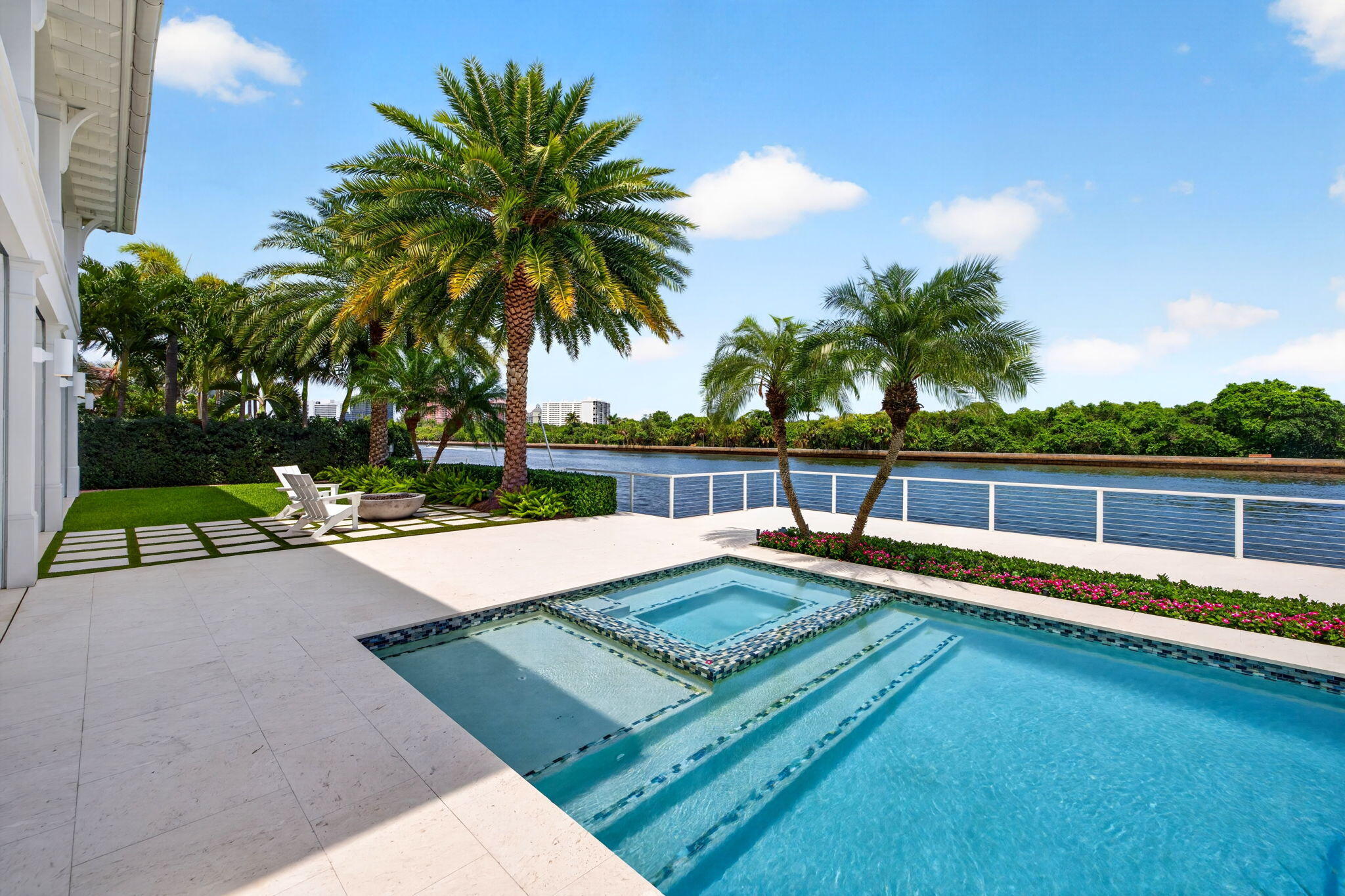 1900 Intracoastal Fort Lauderdale, FL 33305