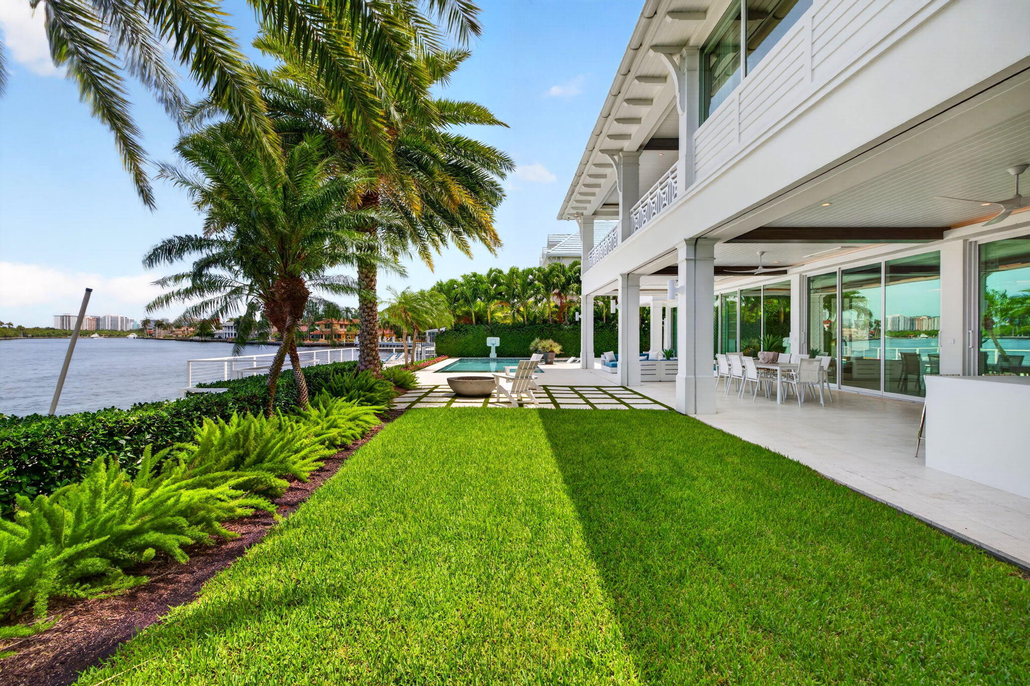 1900 Intracoastal Fort Lauderdale, FL 33305