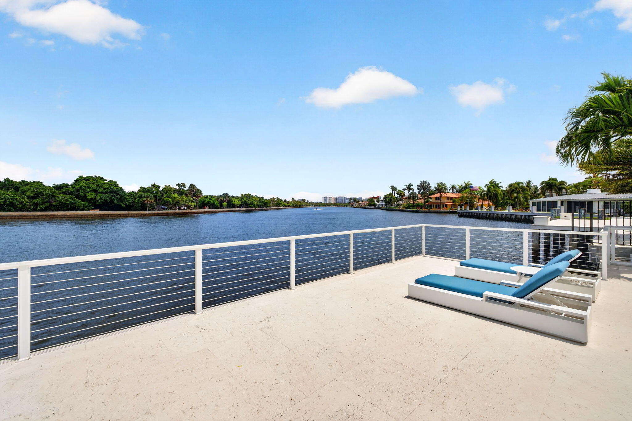 1900 Intracoastal Fort Lauderdale, FL 33305