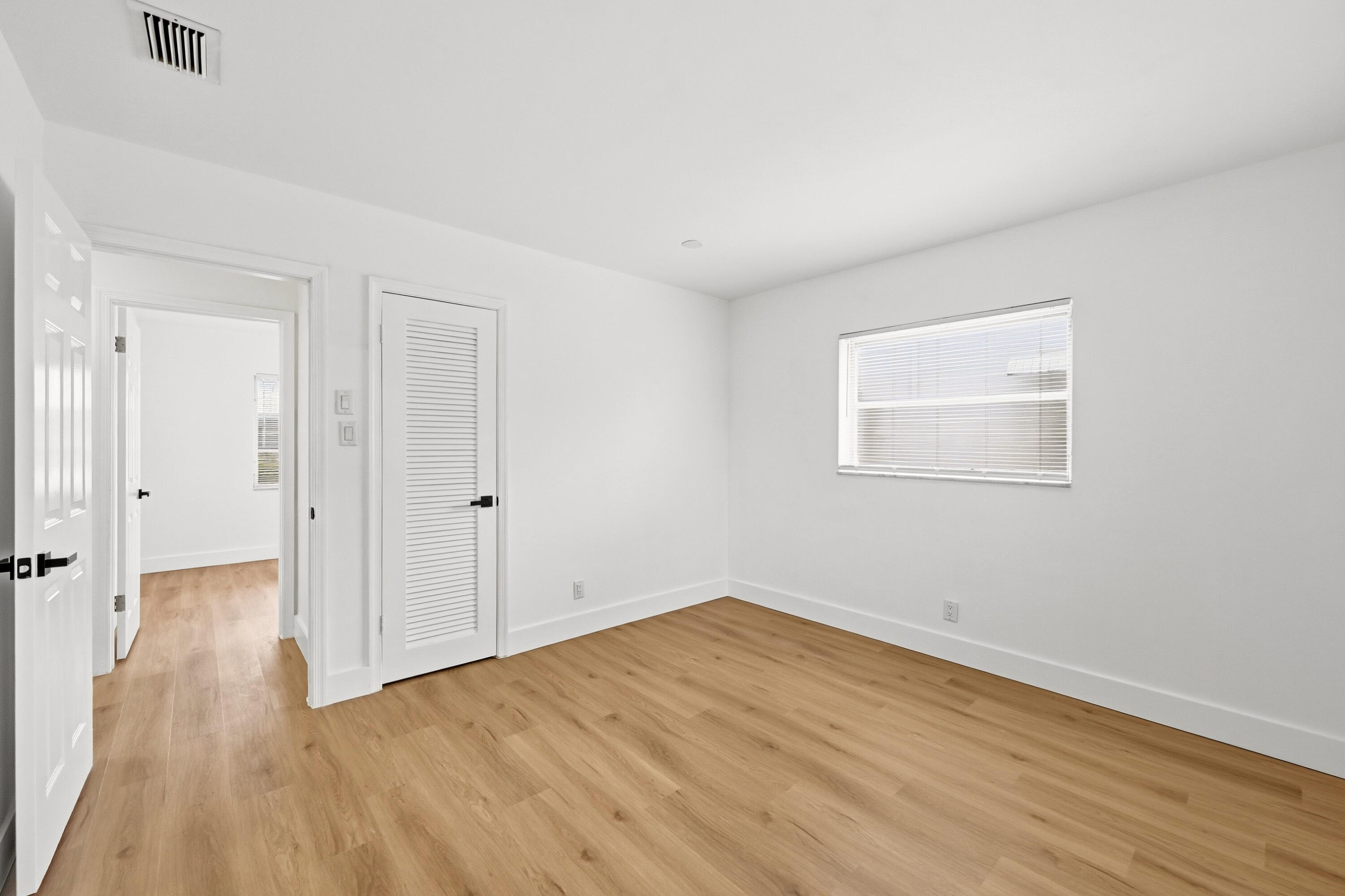 8410 NW 59th Tamarac, FL 33321