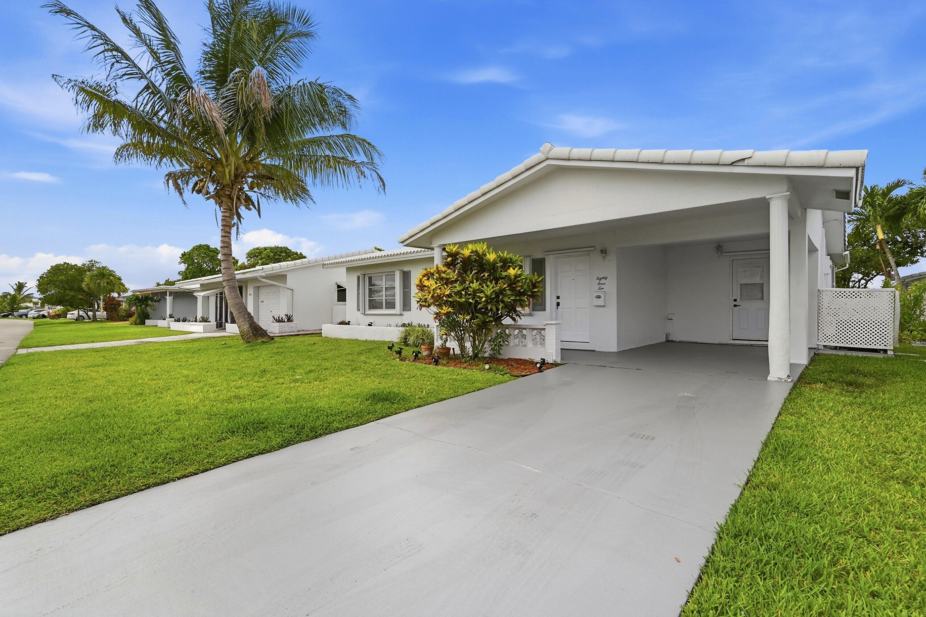 8410 NW 59th Tamarac, FL 33321