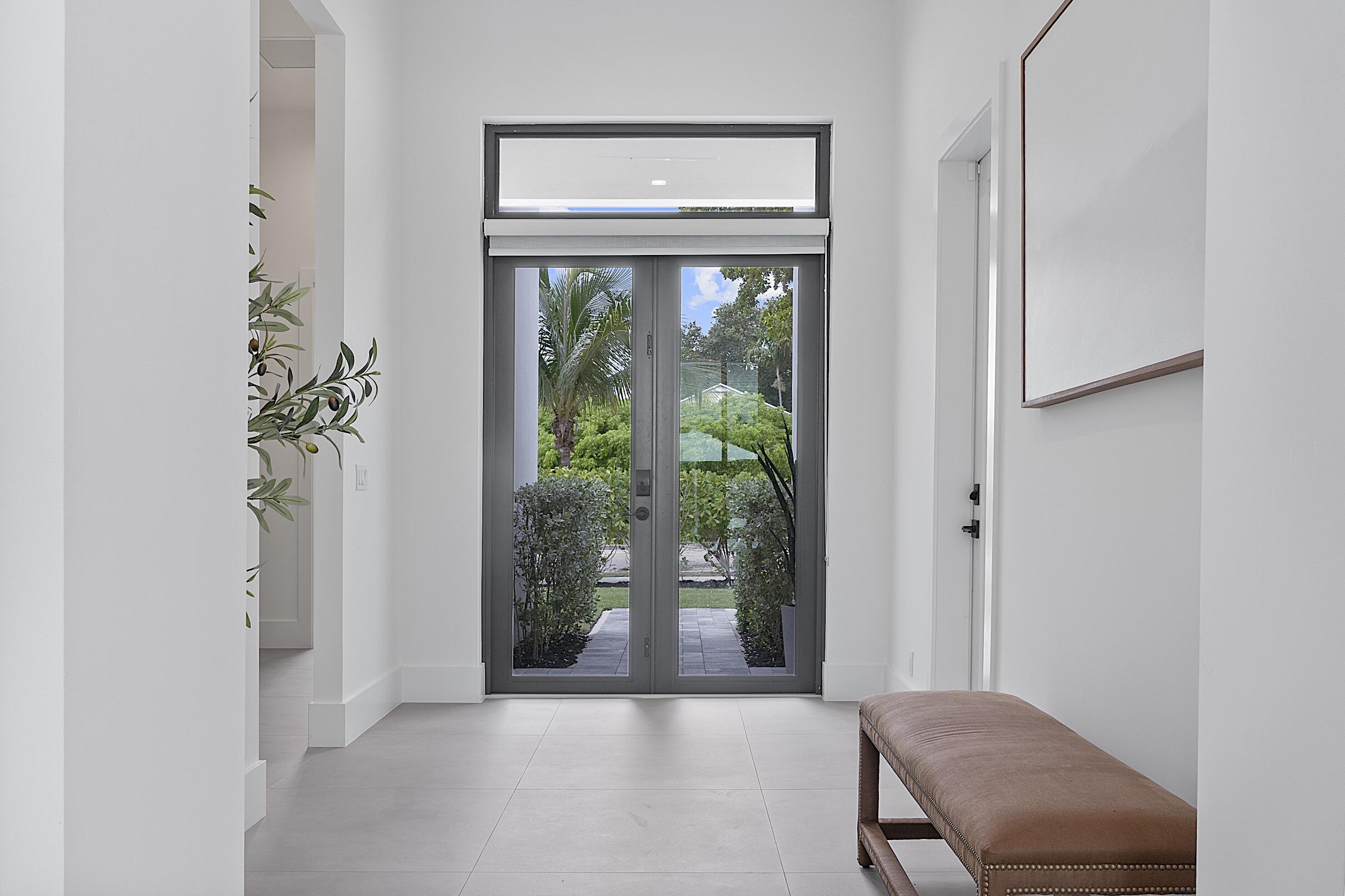 901 Upland West Palm Beach, FL 33401