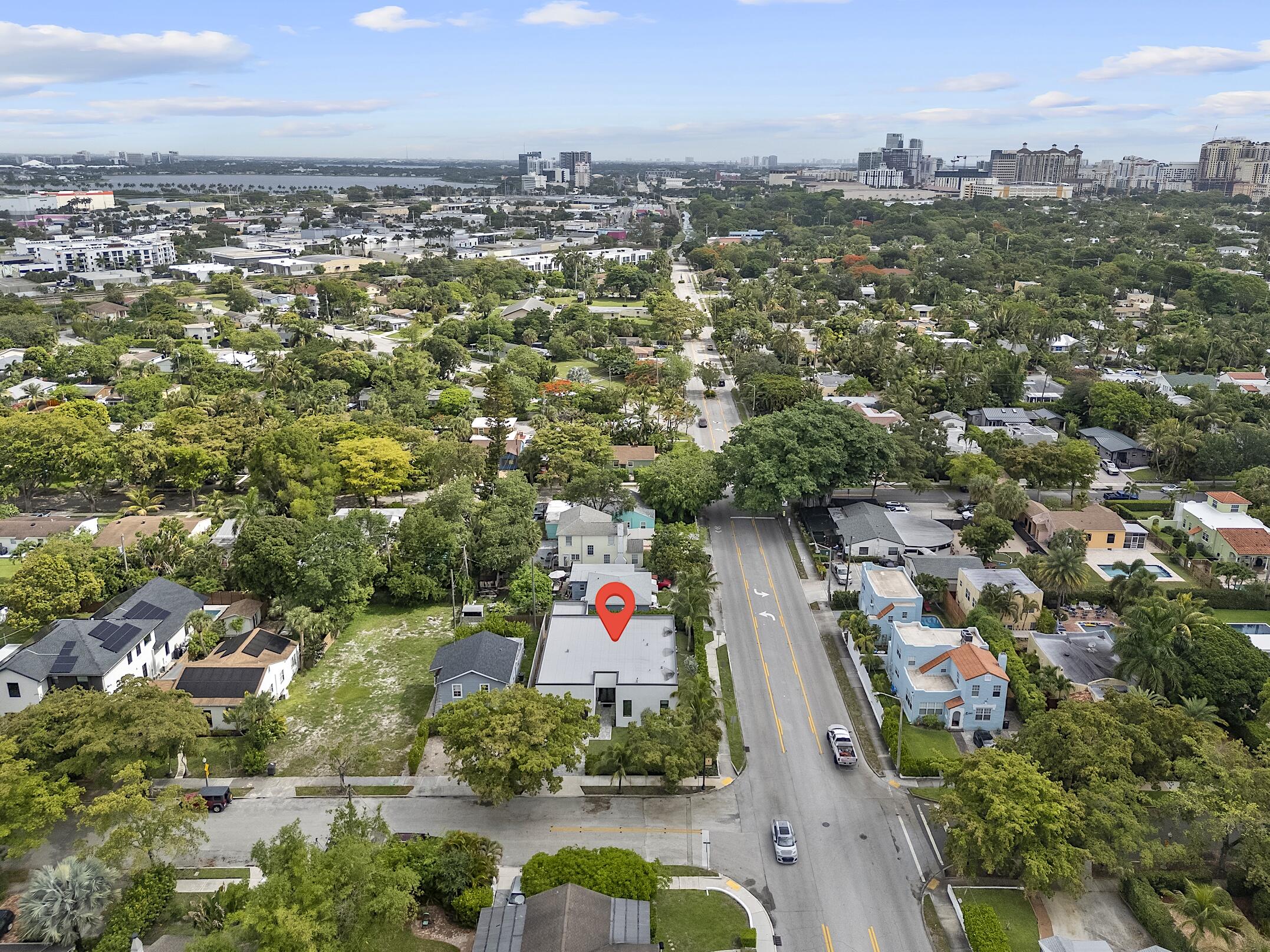 901 Upland West Palm Beach, FL 33401