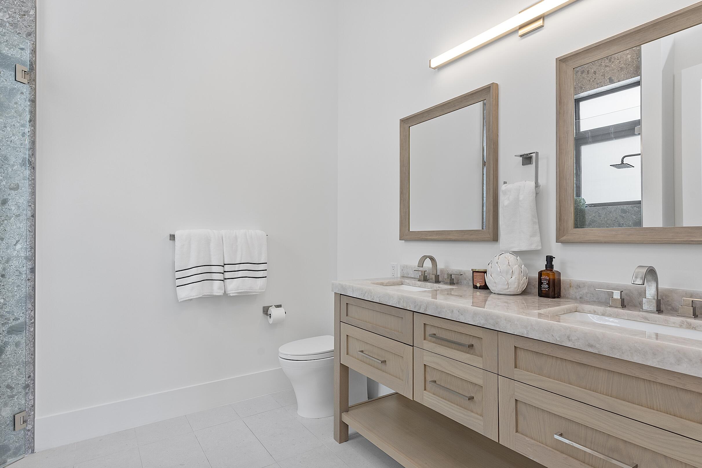 901 Upland West Palm Beach, FL 33401